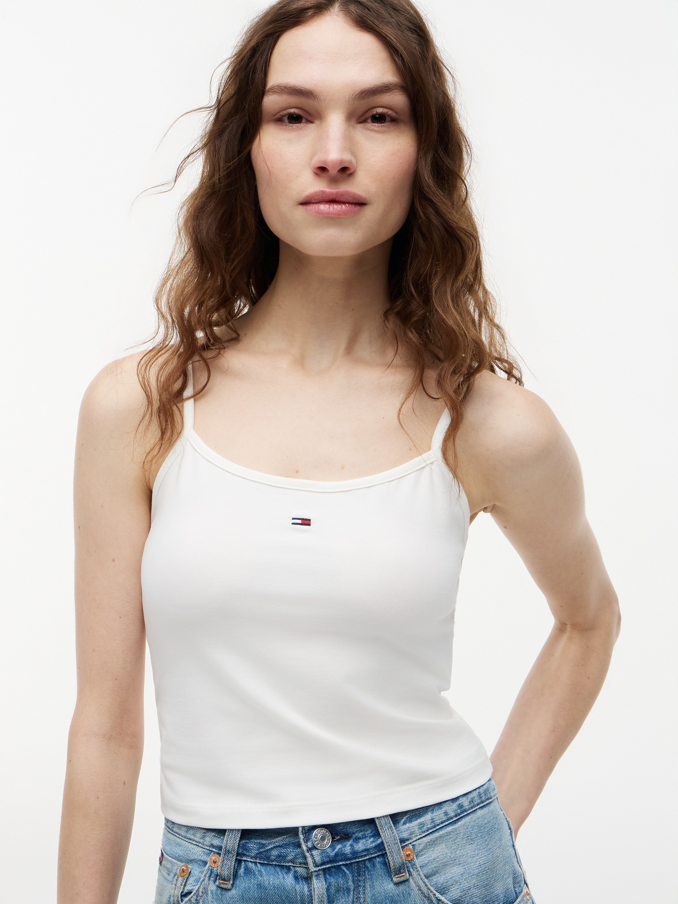 Tommy Jeans Tanktop »TJW 2PACK ESSENTIAL STRAP TOP« Packung, 2er-Pack, 2 tlg. mit Logo-Flag