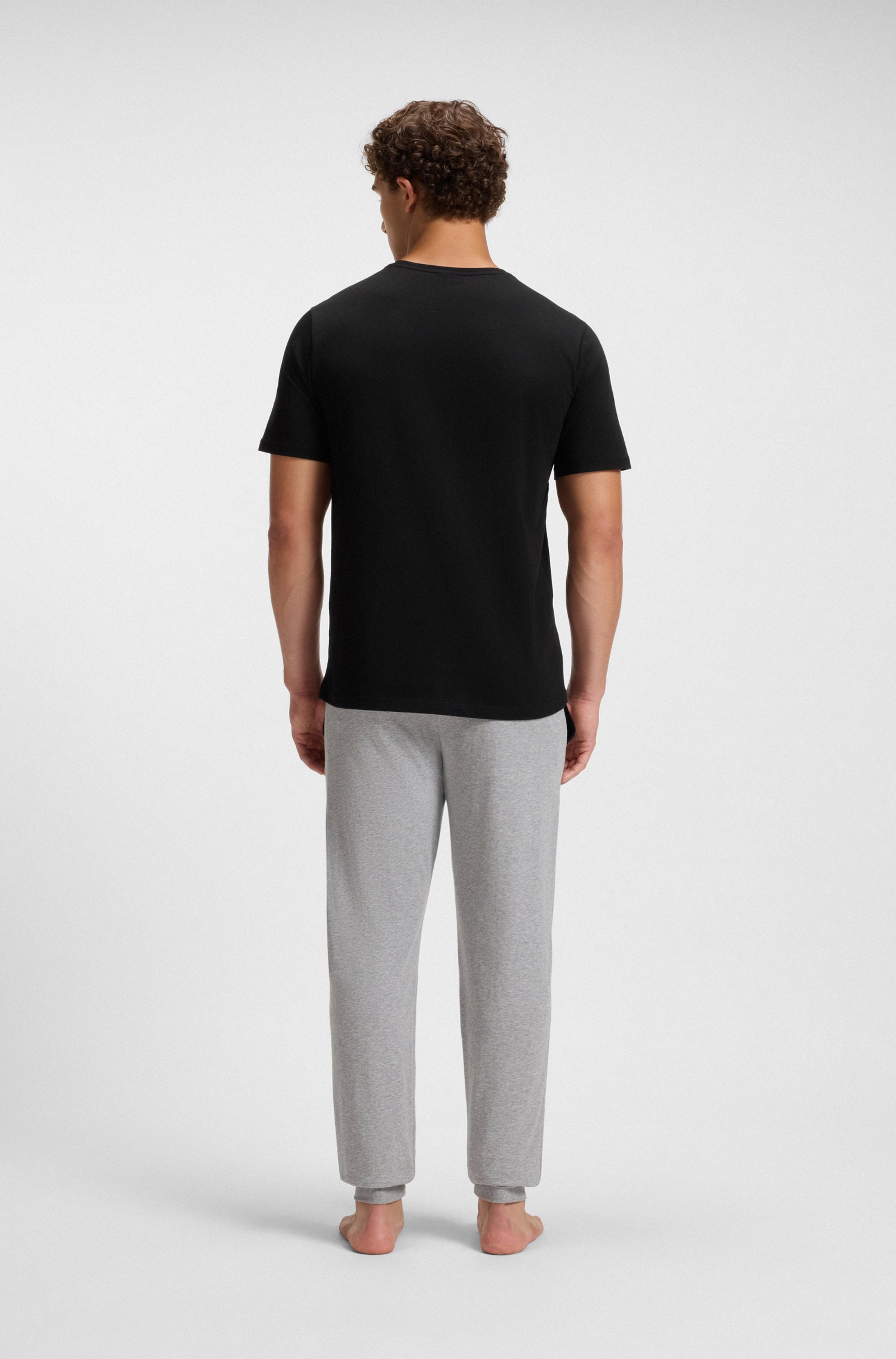 BOSS T-Shirt »Mix&Match T-Shirt R« mit BOSS Stickerei auf der Brust