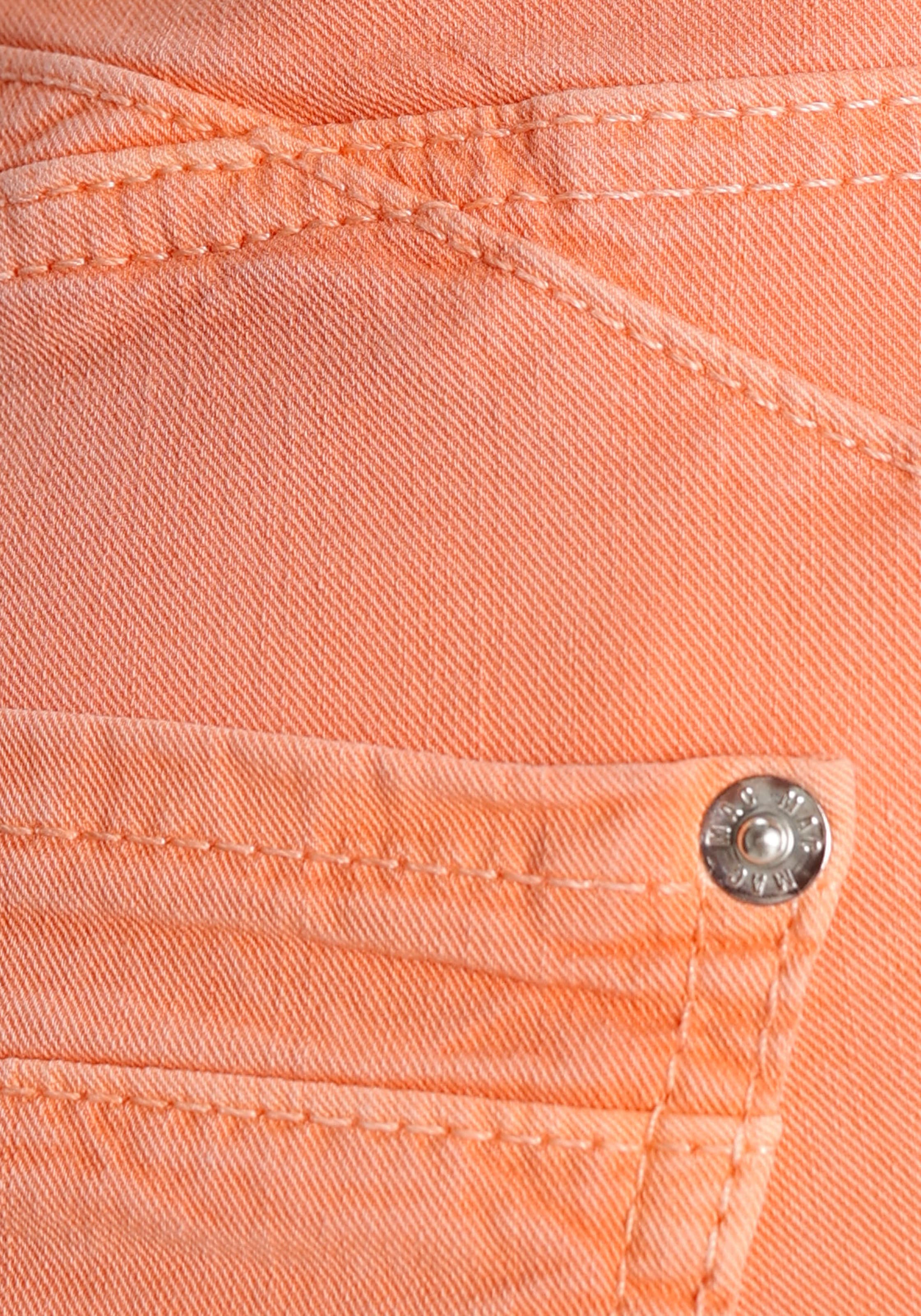 MAC Slim-fit-Jeans »Rich-Chic«, Moderne Form mit Push-Effekt durch figurformende Nähte