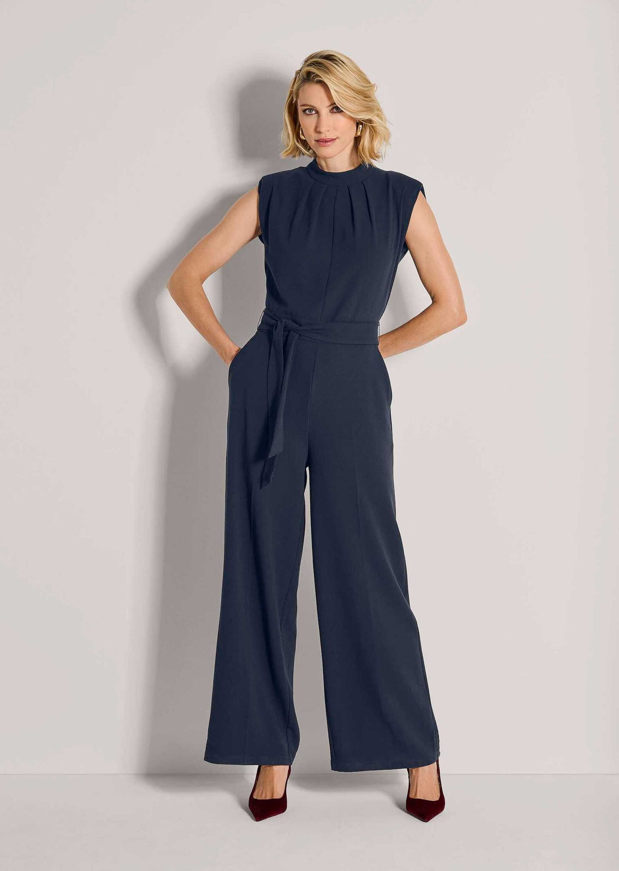 MADELEINE Overall »Overall Eleganter Jumpsuit mit Stehkragen«