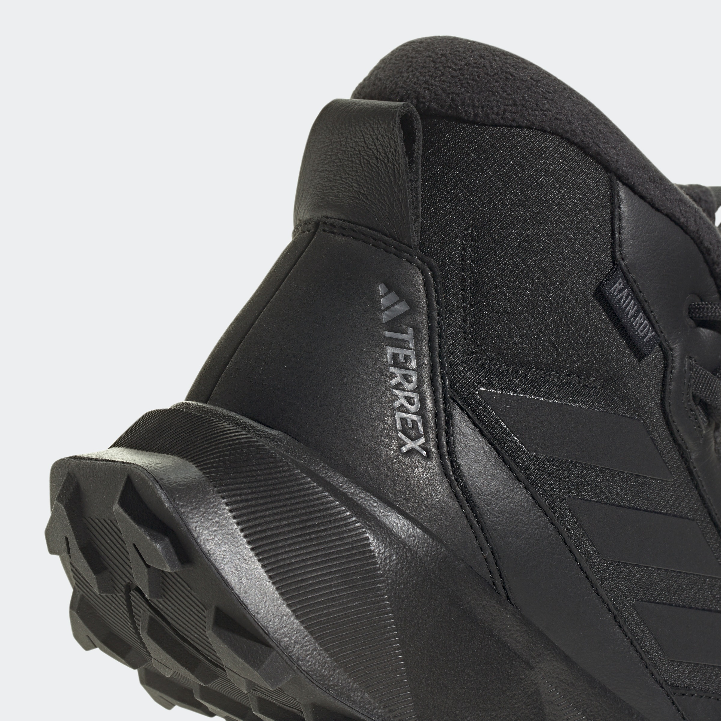 adidas TERREX Winterboots »TERREX WINTER LEATHER MID CUT RAIN.RDY COLD.RDY«, Snowboots, Winterstiefel, Winterschuhe, wasserdicht und gefüttert