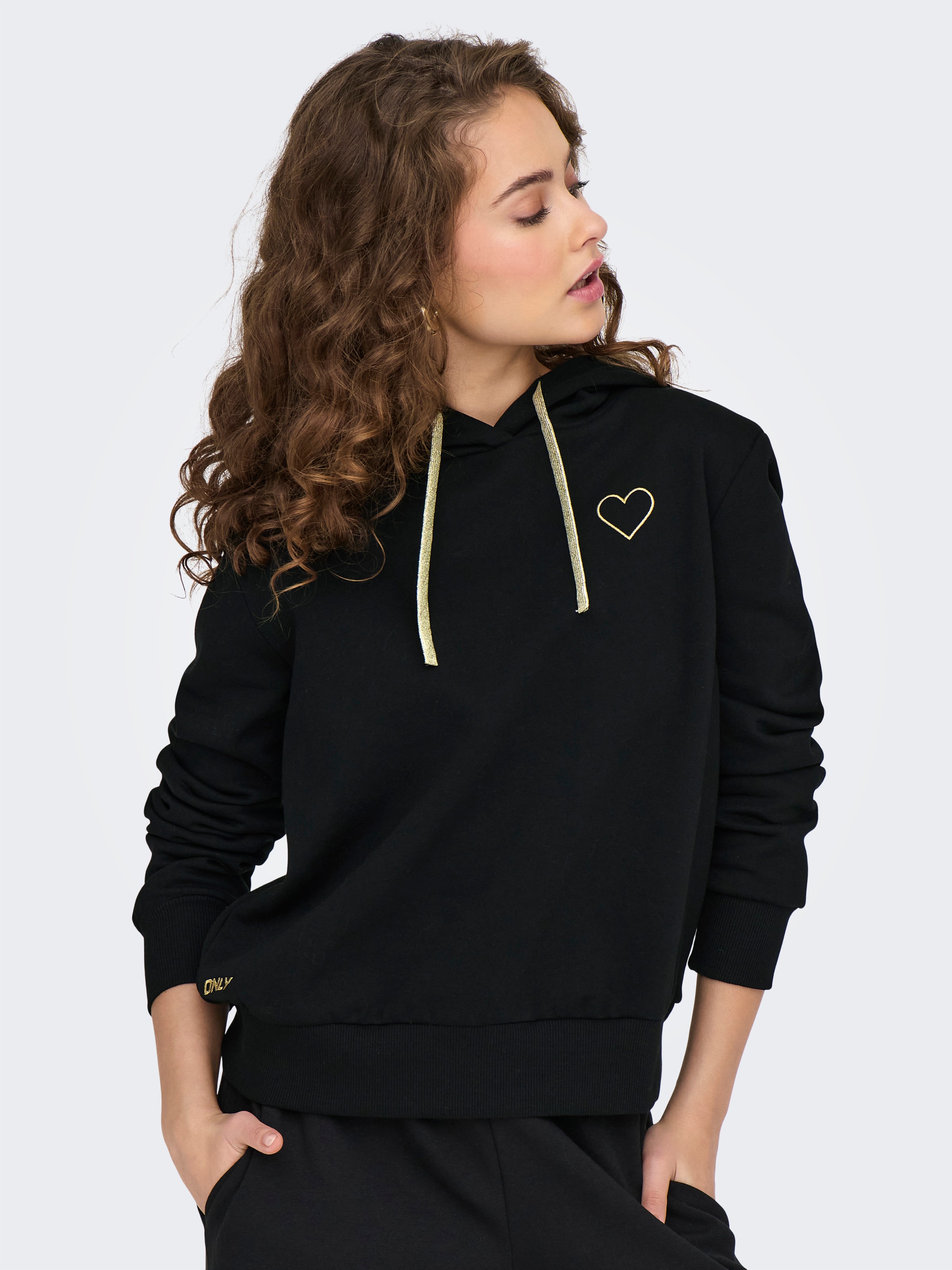 ONLY Kapuzensweatshirt »ONLNOLI L/S HEART HOOD SWT NOOS«, Baumwollmischung, regular fit
