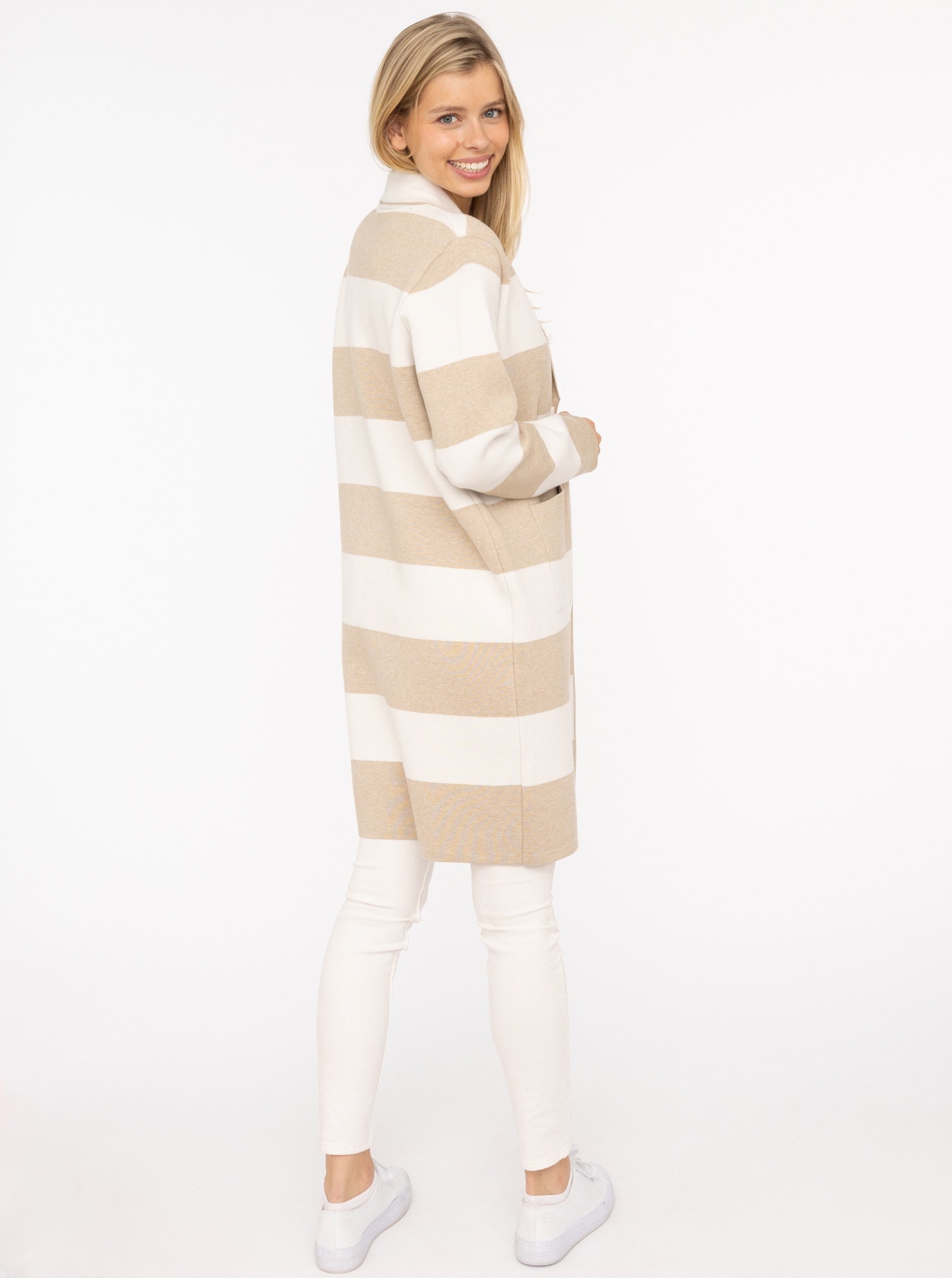 Zwillingsherz Strickjacke »"Streifen & Schalkragen"«, Schalkragen, Langarm, Taschen, knielang, Bockstreifen