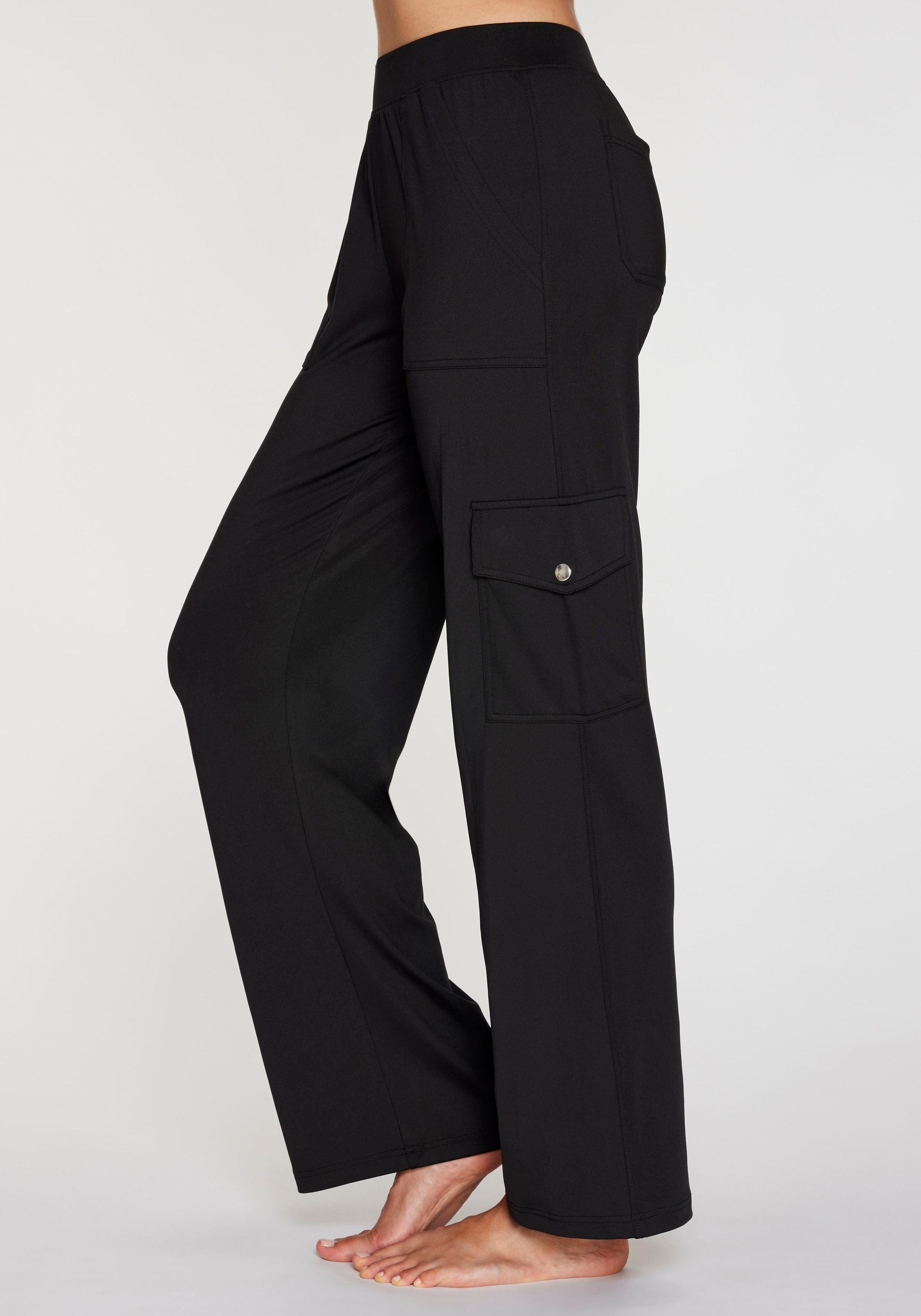 H.I.S Cargohose  mit 6 praktischen Taschen, Loungewear