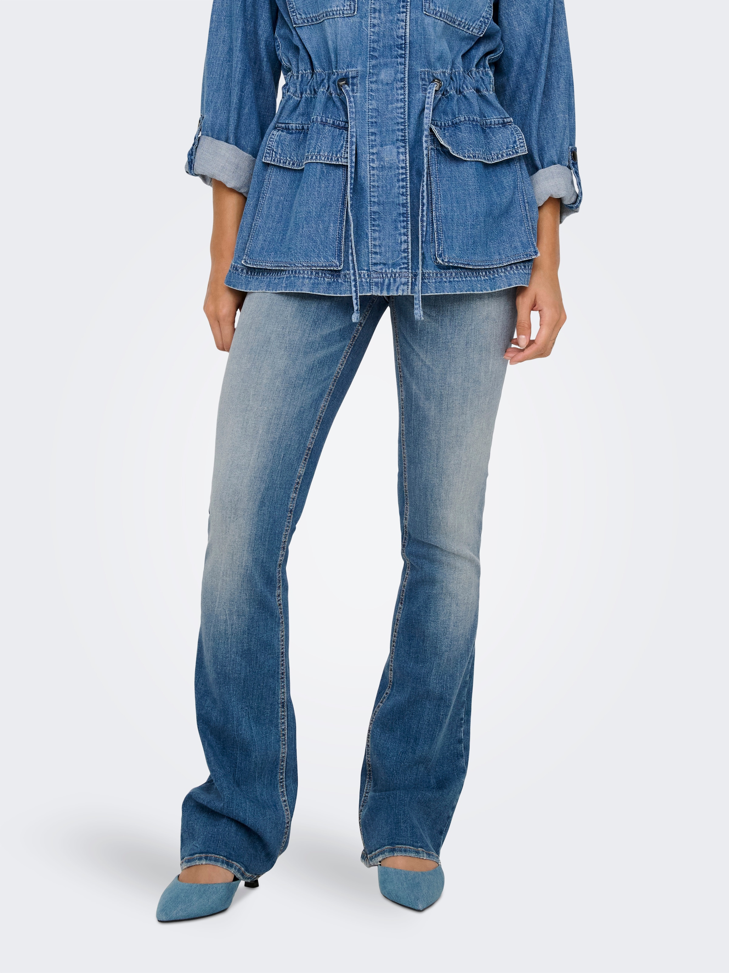 ONLY Bootcut-Jeans »ONLBLUSH MID FLARED DNM DOT741 NOOS«