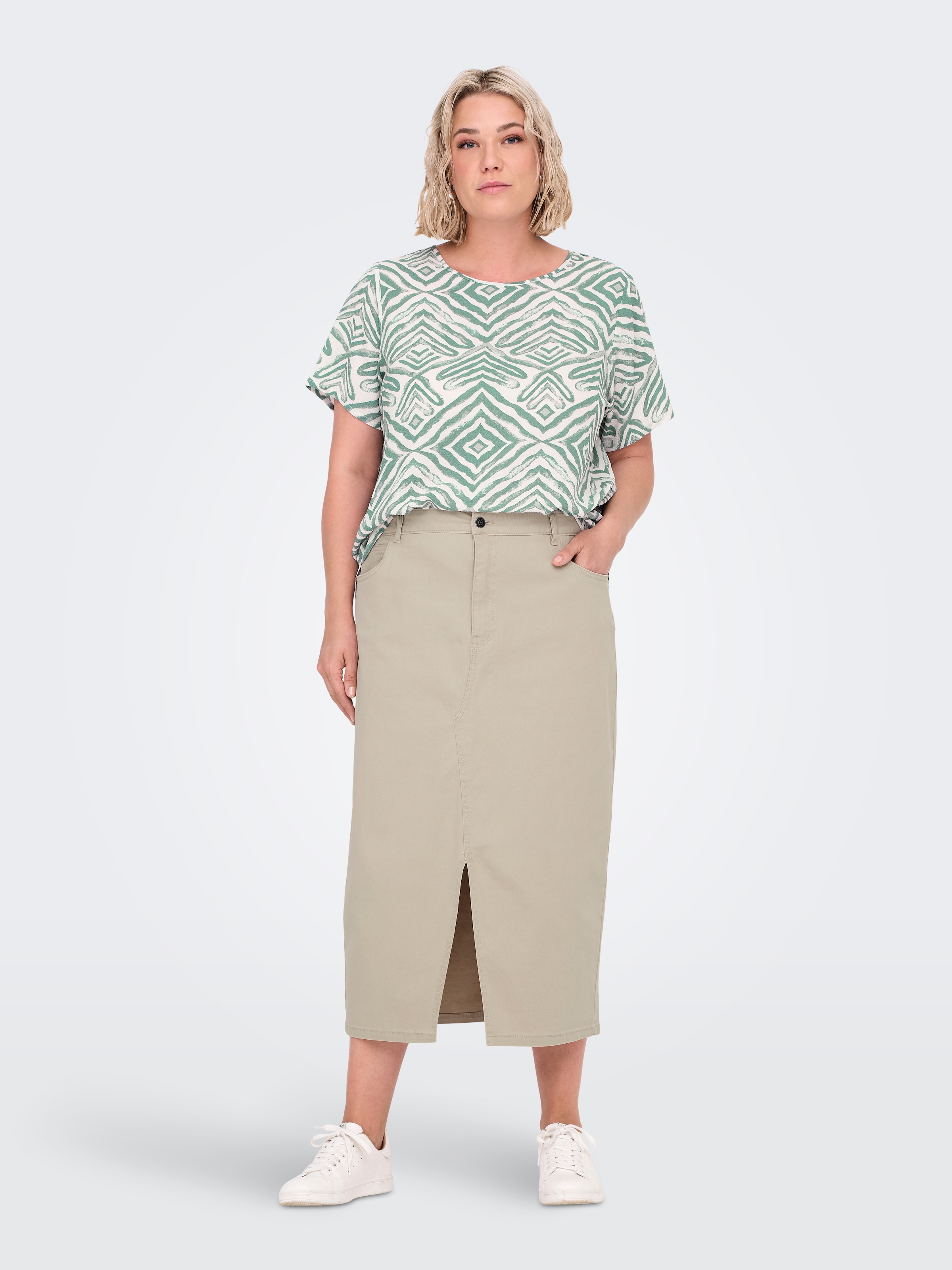 ONLY CARMAKOMA Shirtbluse »CARVICA SS TOP WVN NOOS«