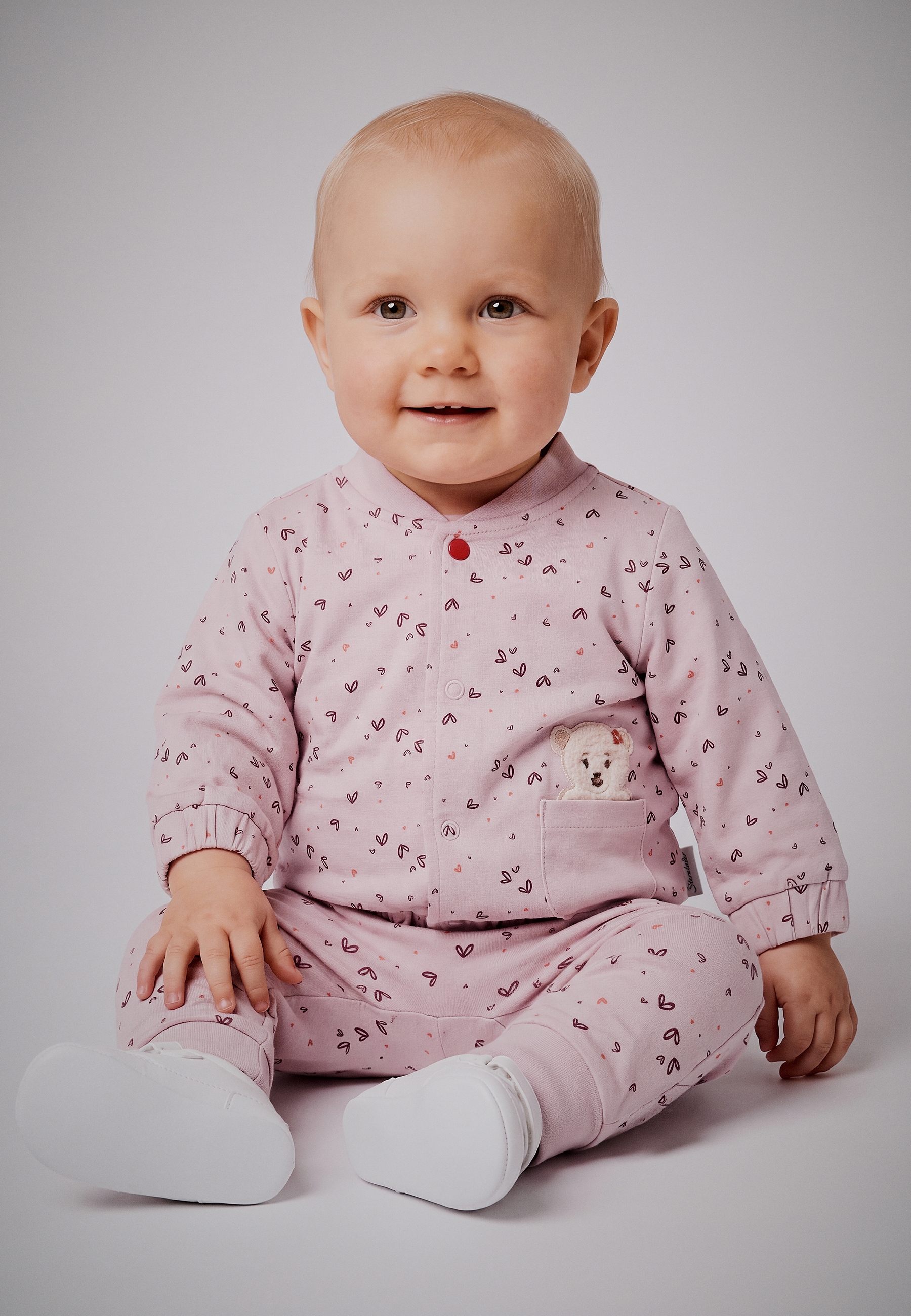 Sterntaler® Collegejacke »Babyjacke Herzen«