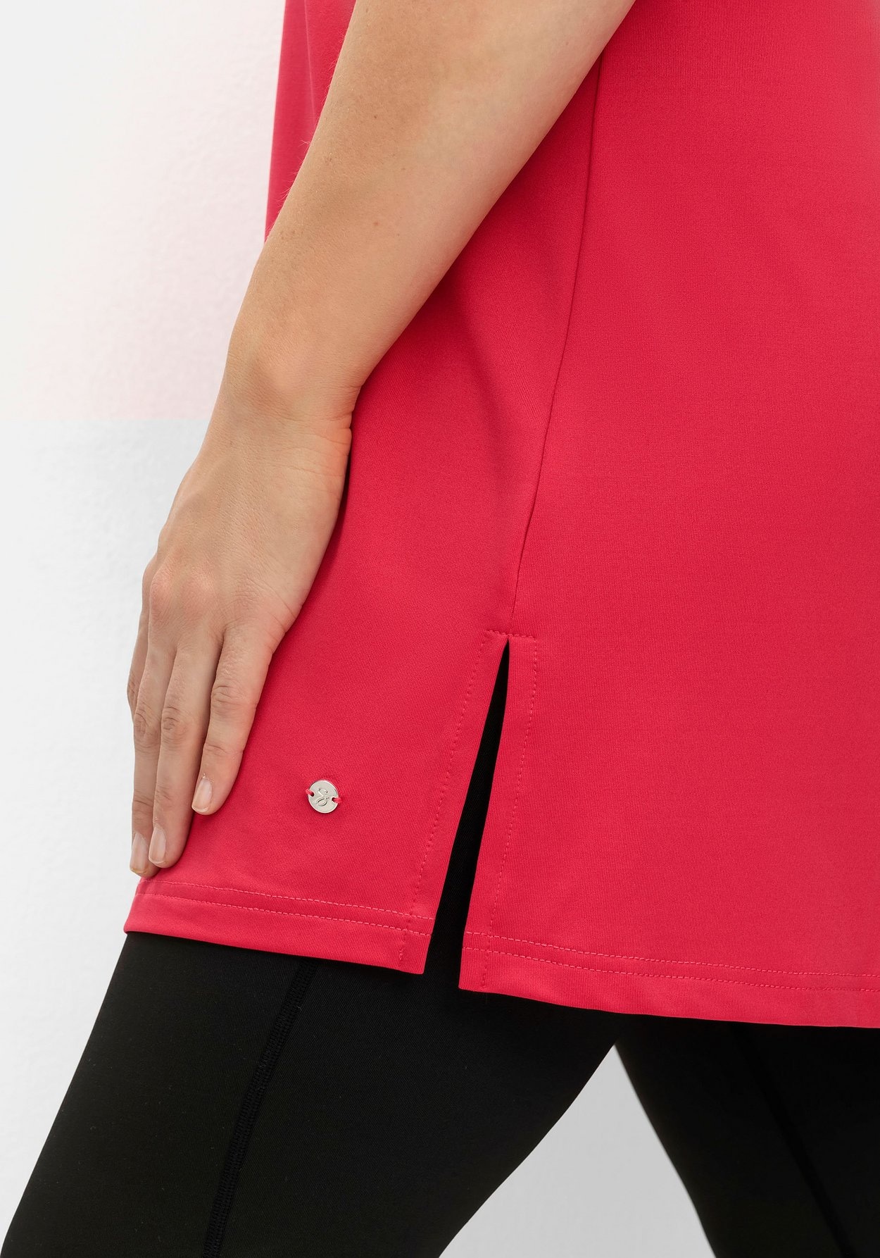 Sheego Longshirt »Funktionslongshirt mit atmungsaktiver, schnelltrocknender Funktion«