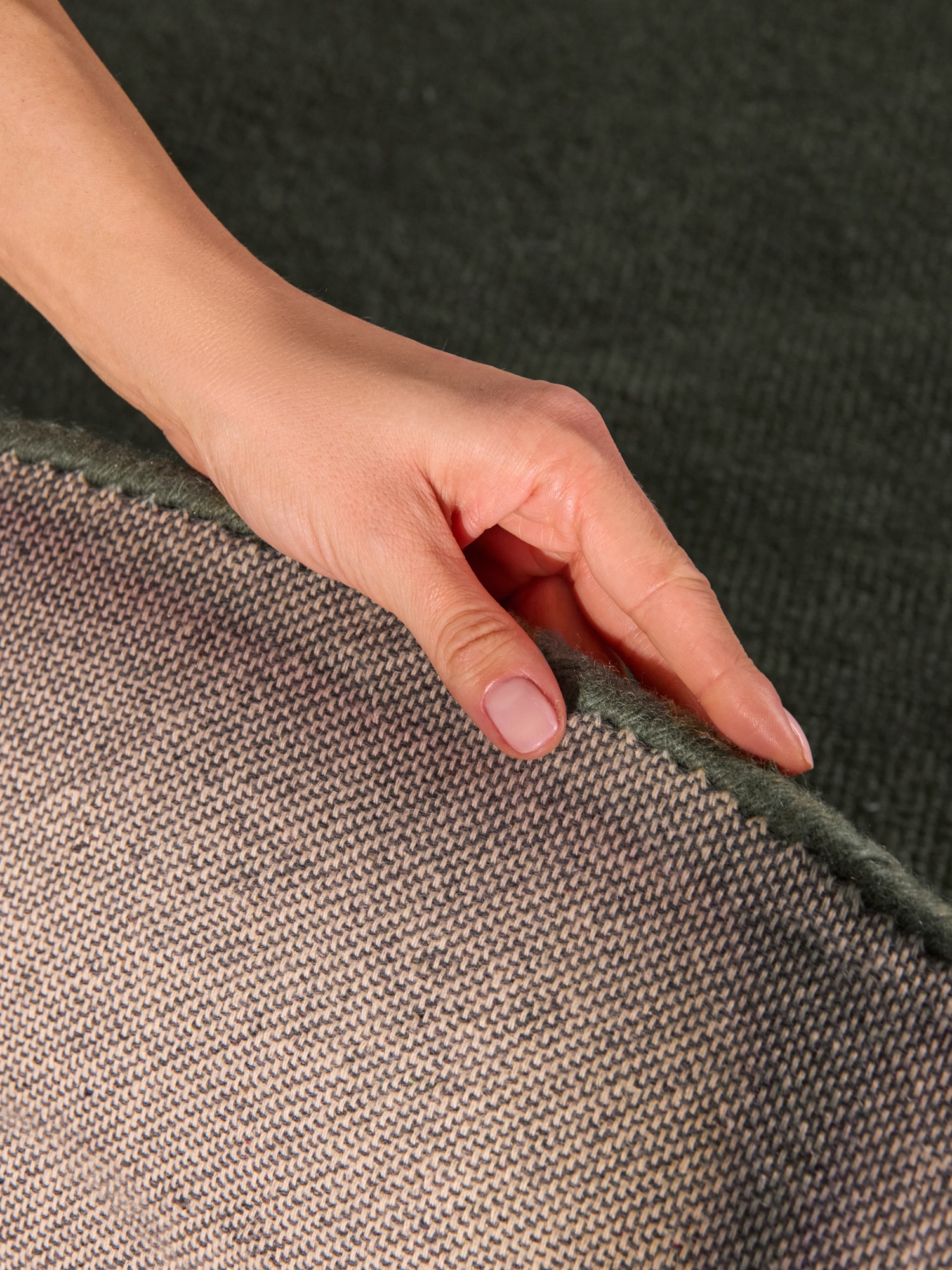 Villeroy & Boch Teppich »Wollteppich Kari« rund 17 mm Höhe Handgewebt, Wolle, Bordüre, Einfarbig, Läufer, Wohnzimmer, Organisch