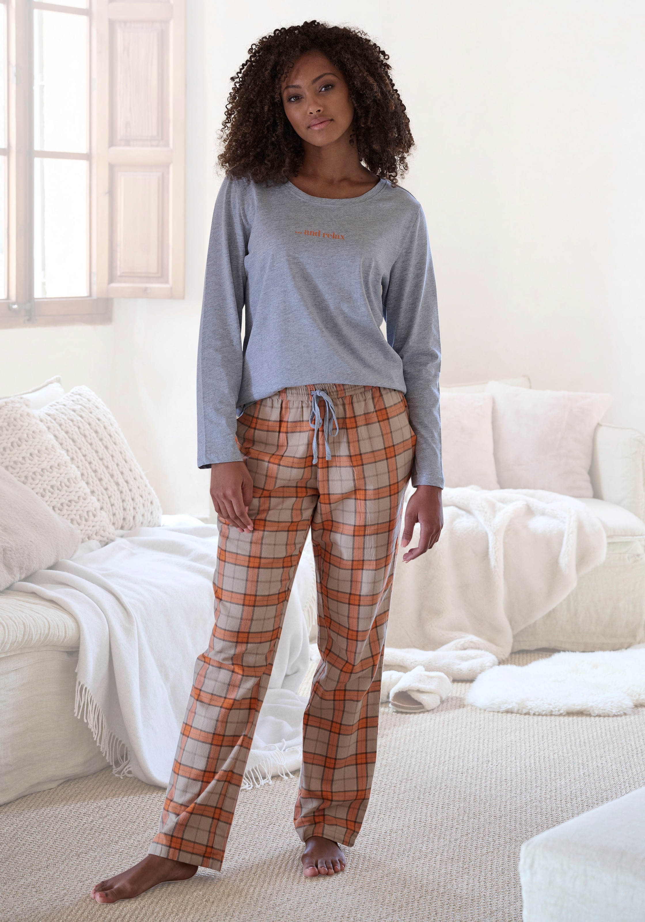 Vivance Dreams Pyjama, (2 tlg.), aus kuschelig weichem Flanell online bei  OTTO | Pyjama-Sets