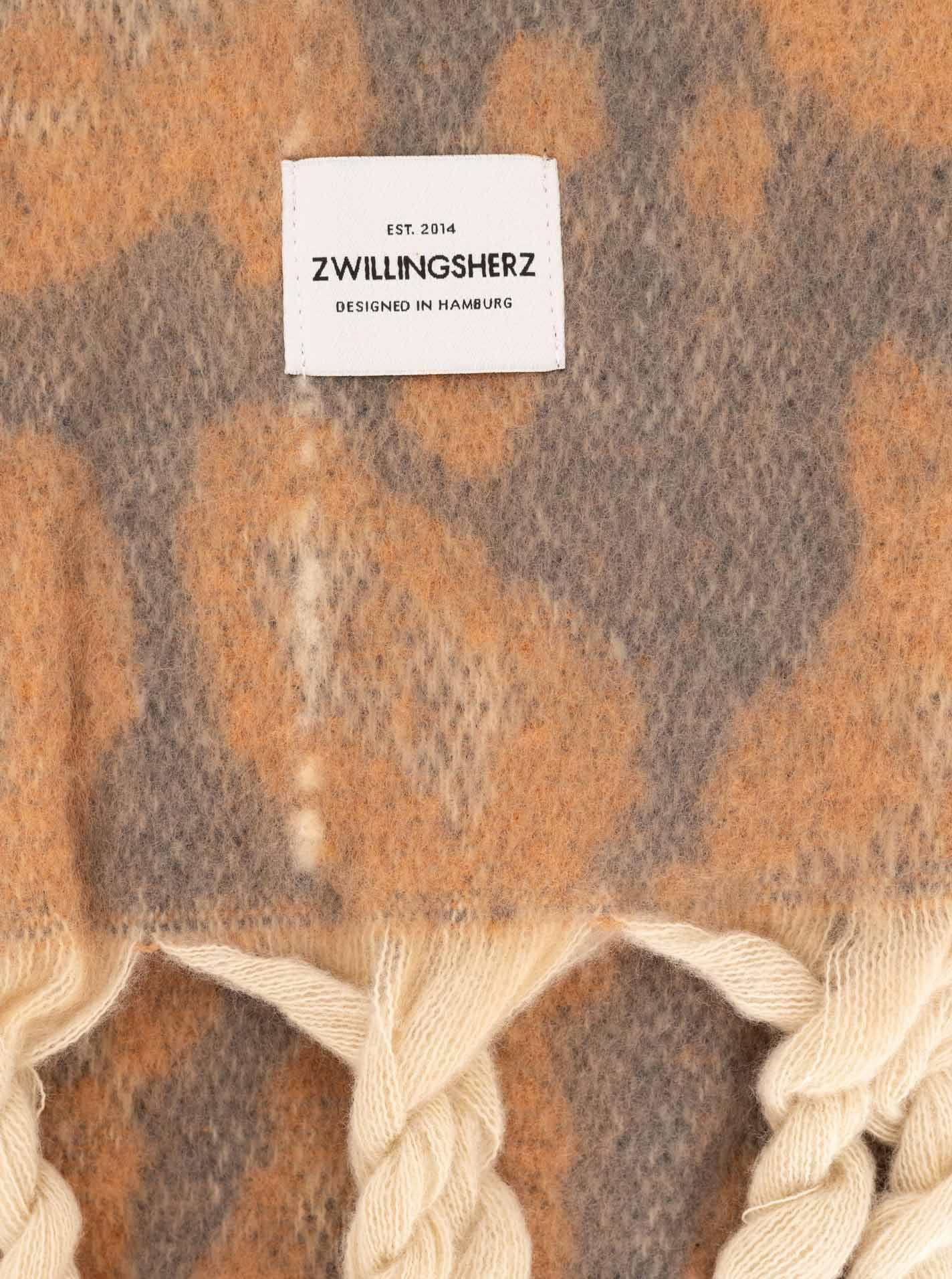 Zwillingsherz Modeschal »"Big  Leo"« mit modischem Leomuster und Fransen