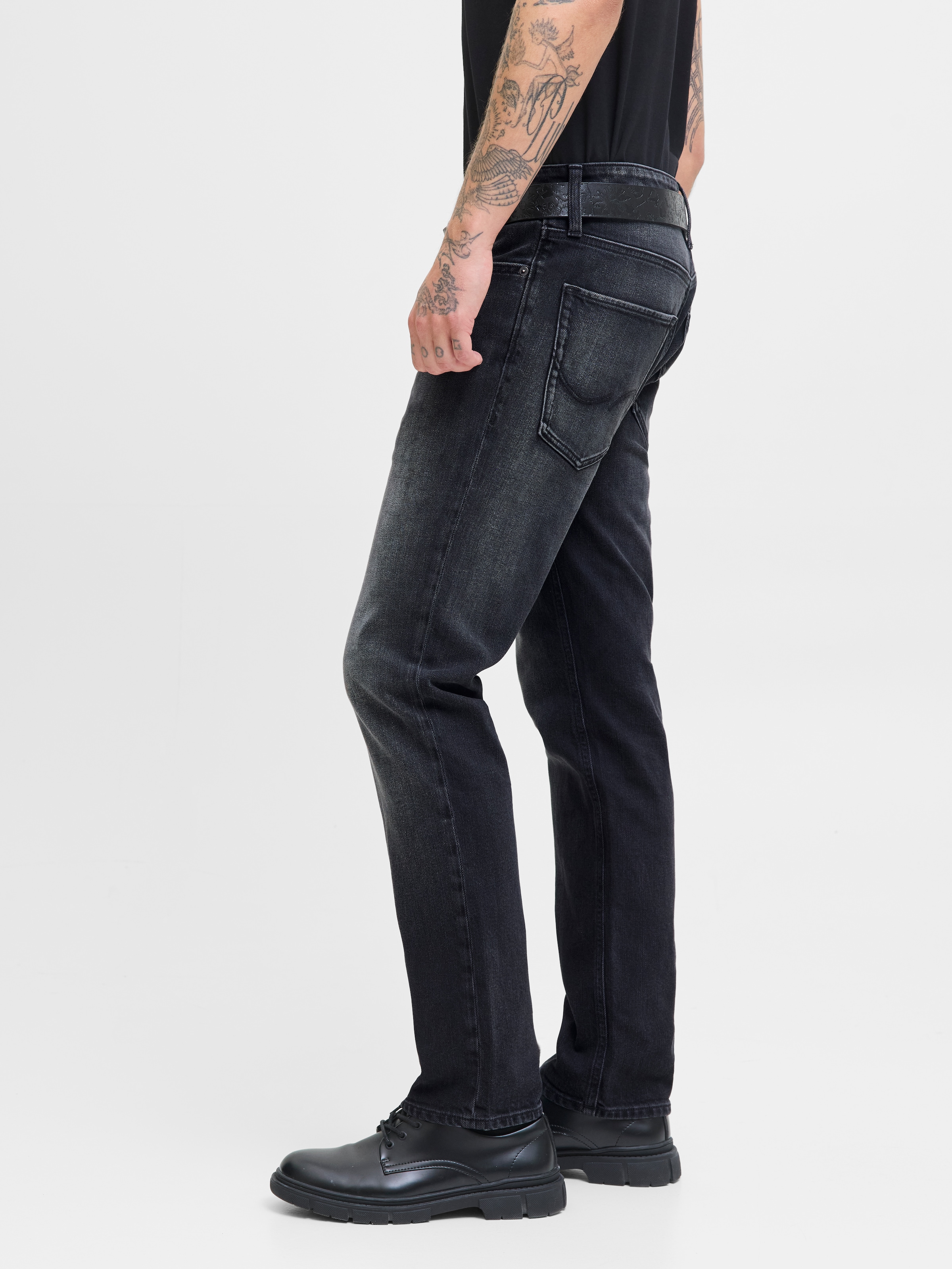 Jack & Jones Regular-fit-Jeans »JJICLARK im Used-Look, Stretchkomfort und niedrige Leibhöhe«, mit Abriebeffekten