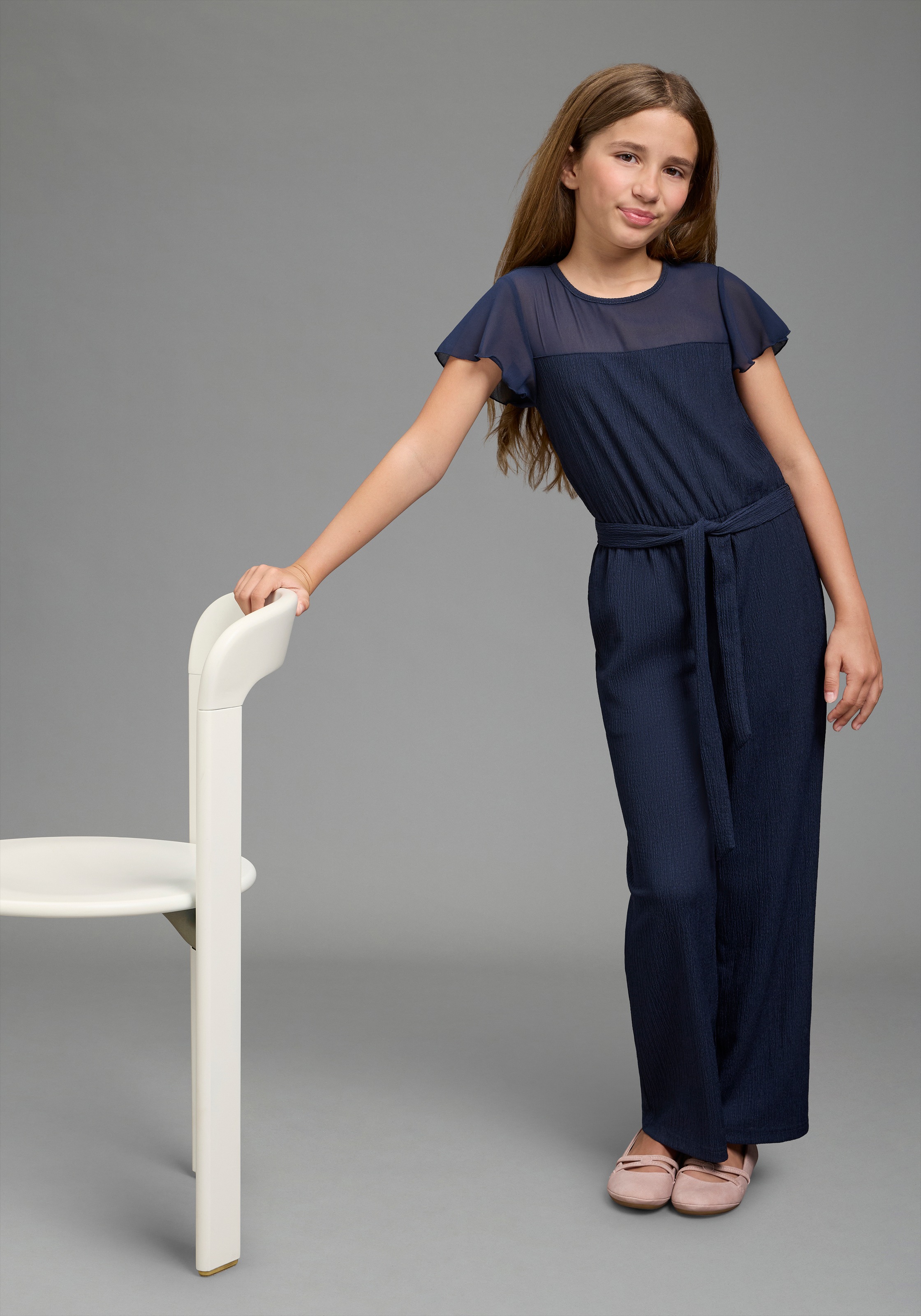 KIDSWORLD Overall »Festlicher Jumpsuit mit Chiffon-Ärmeln« Festlicher Einteiler mit Chiffon, mit Babylock-Ärmelabschluss