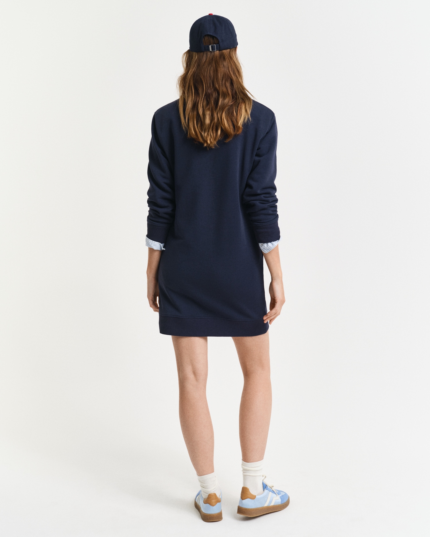 Gant Sweatkleid »SHIELD C-NECK SWEAT DRESS«, Shield Sweatkleid mit Rundhalsausschnitt