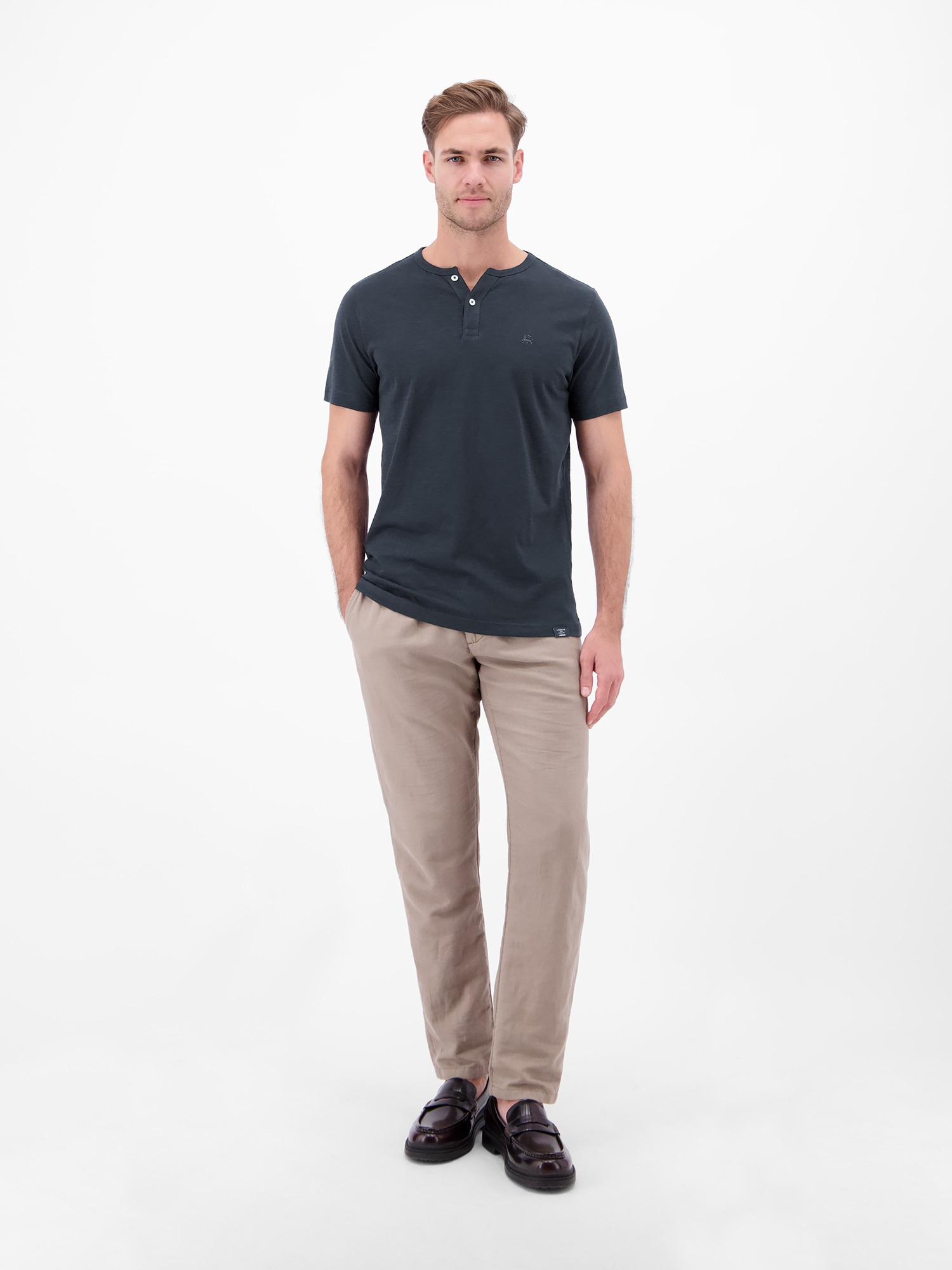 LERROS T-Shirt »T-Shirt mit Rundhalsausschnitt und Knopfleiste«