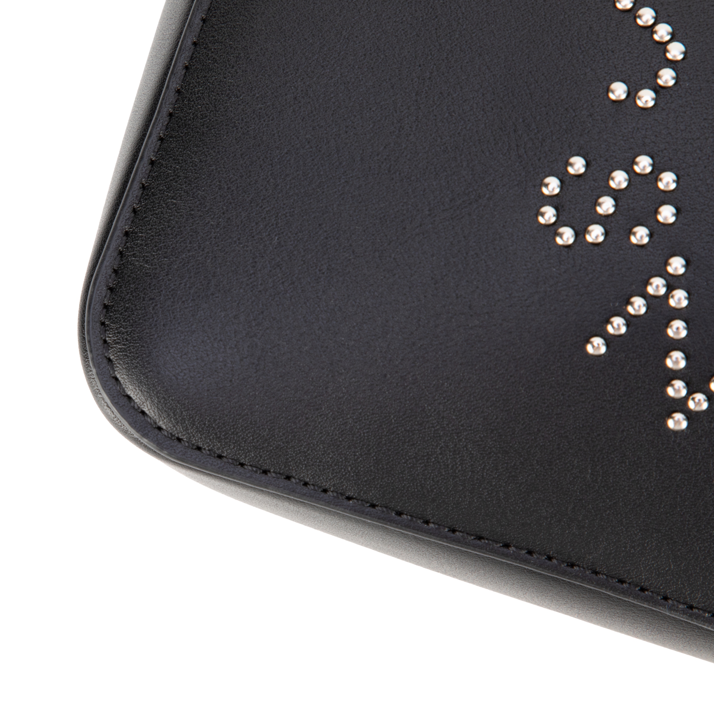 Joop Jeans Schultertasche »giro borchia cloe shoulderbag shz« Damen Umhängetasche, Logoschriftzug mit Nieten besetzt