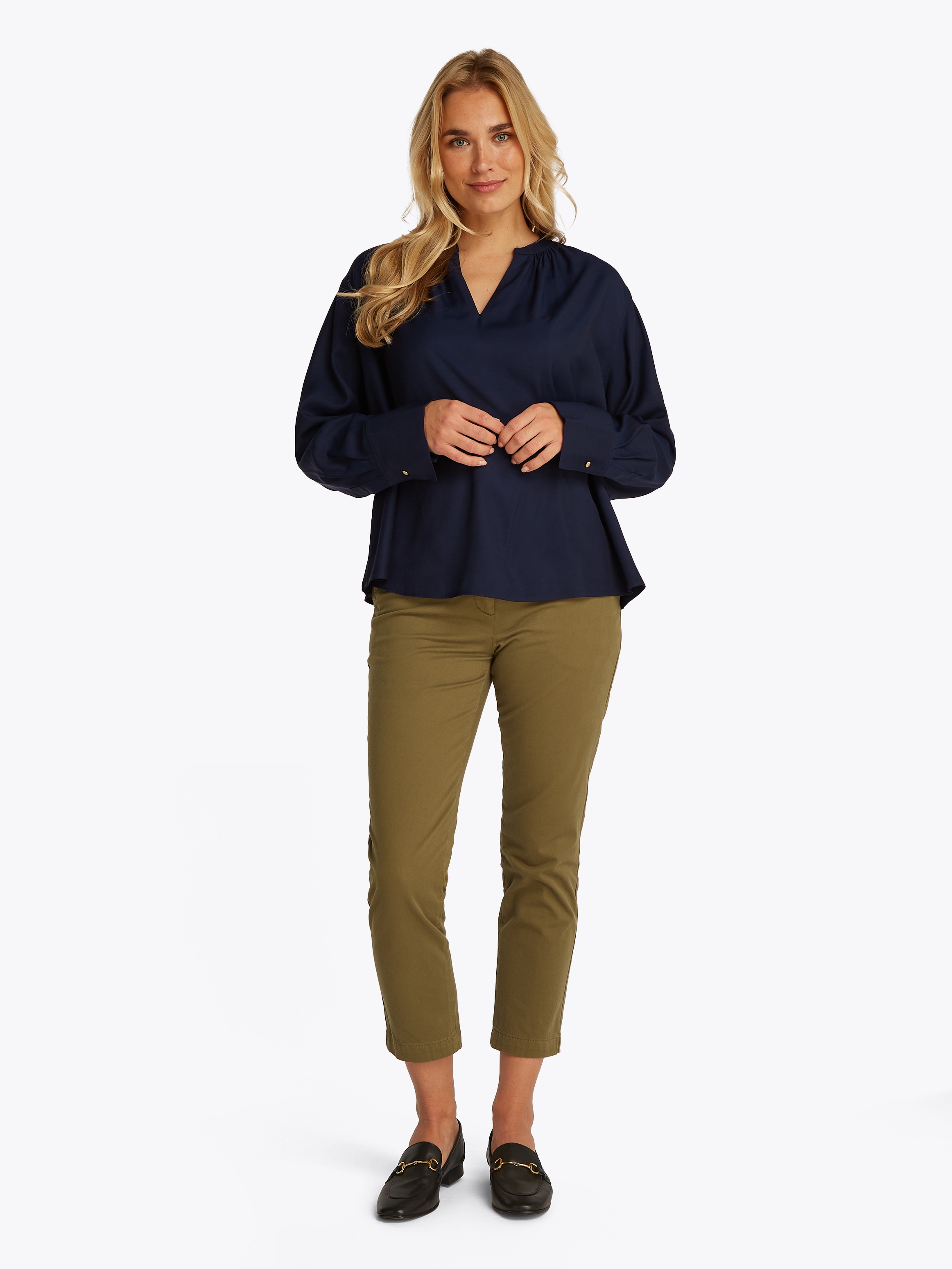 Tommy Hilfiger Curve Klassische Bluse »CRV SOFT VIS V NECK LS BLOUSE«, in Großen Größen, V-Ausschnitt