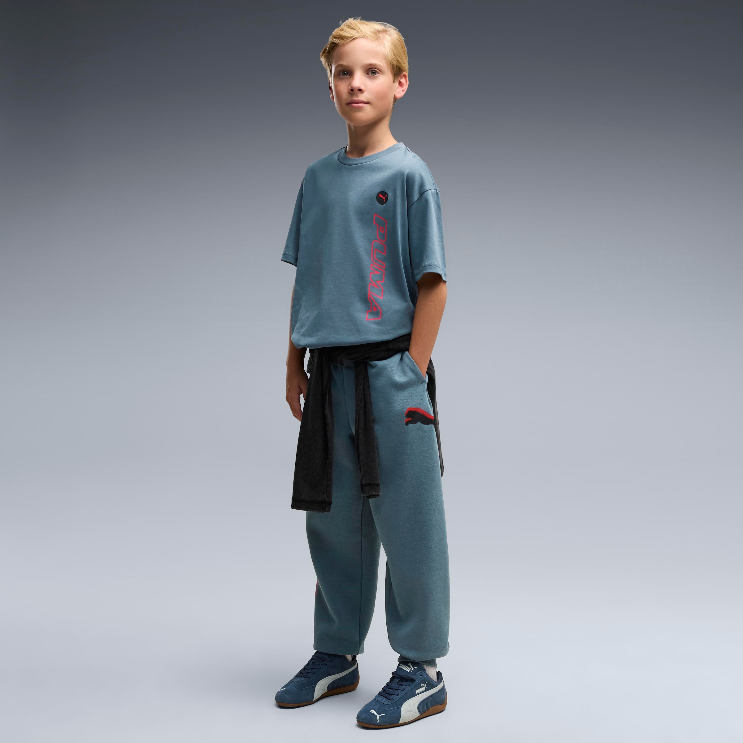 PUMA Trainingshose »STREET RELAXED SWEATPANTS FL B«  mit Eingrifftaschen, aus Fleece, normale Länge