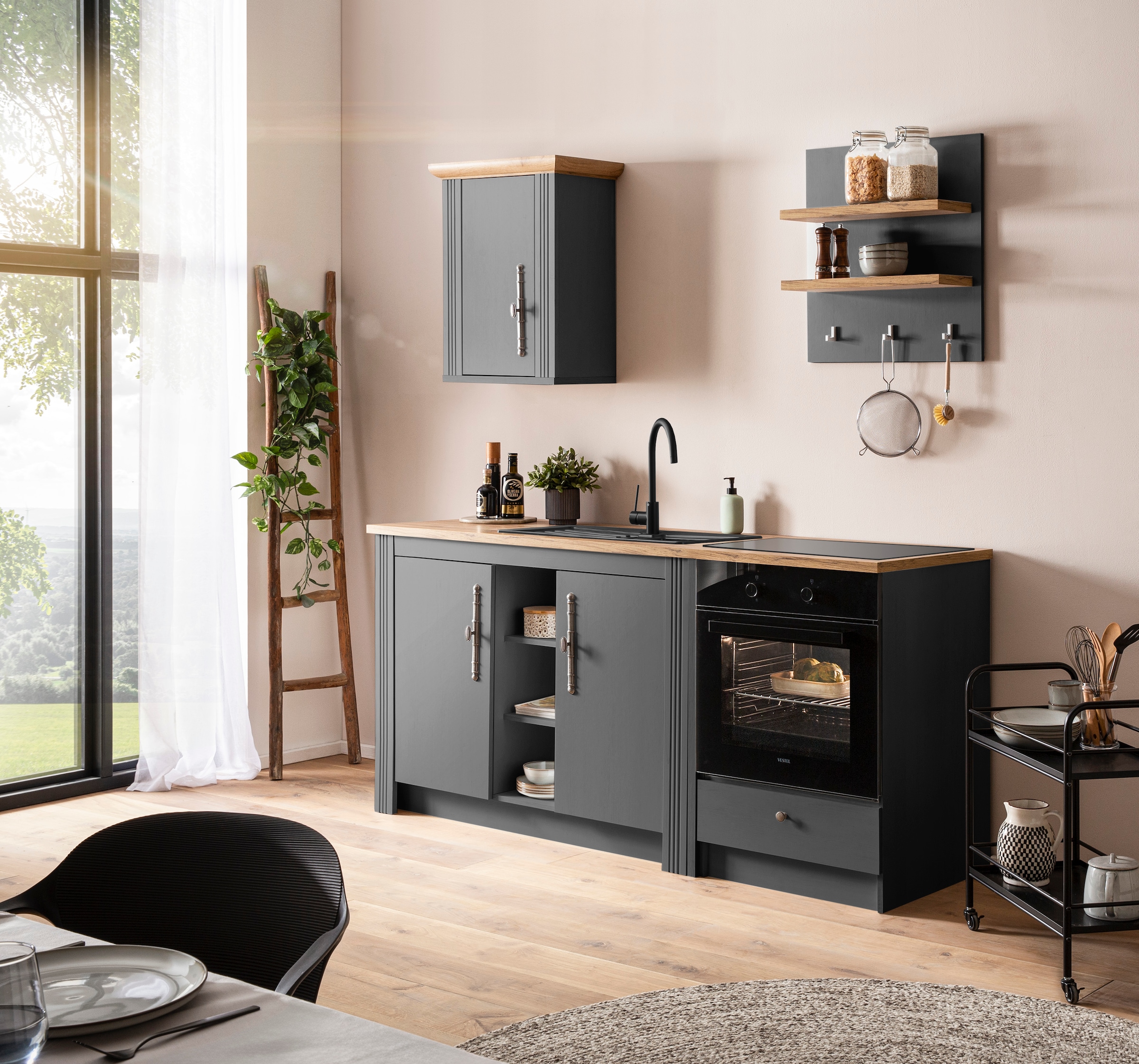 KOCHSTATION Küchenzeile »KS-Westminster, Pantryküche im Landhaus Stil, hochwertige Metallgriffe«, (Set), Breite 194 cm, Kommode, Wandpaneel, Hängeschrank und Herdumbau