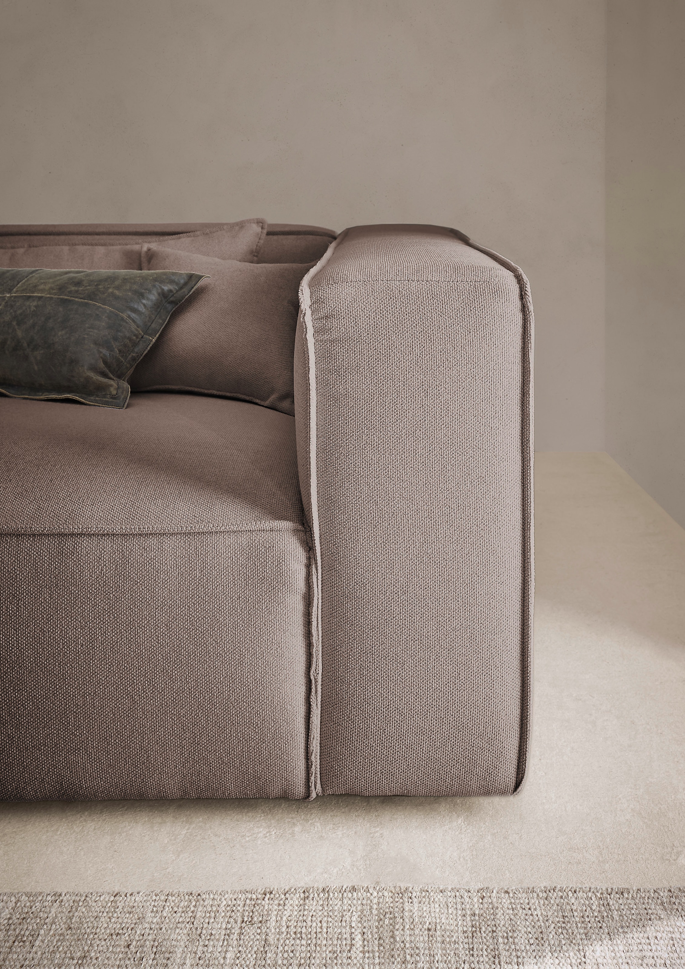 LeGer Home by Lena Gercke Ecksofa »PIARA XXL, Big-Sofa in Cord oder Leinenoptik, L-Form, mit Kedernaht«, wahlweise Ottomane rechts/links, schwarze Füße, extra tiefe Sitzfläche