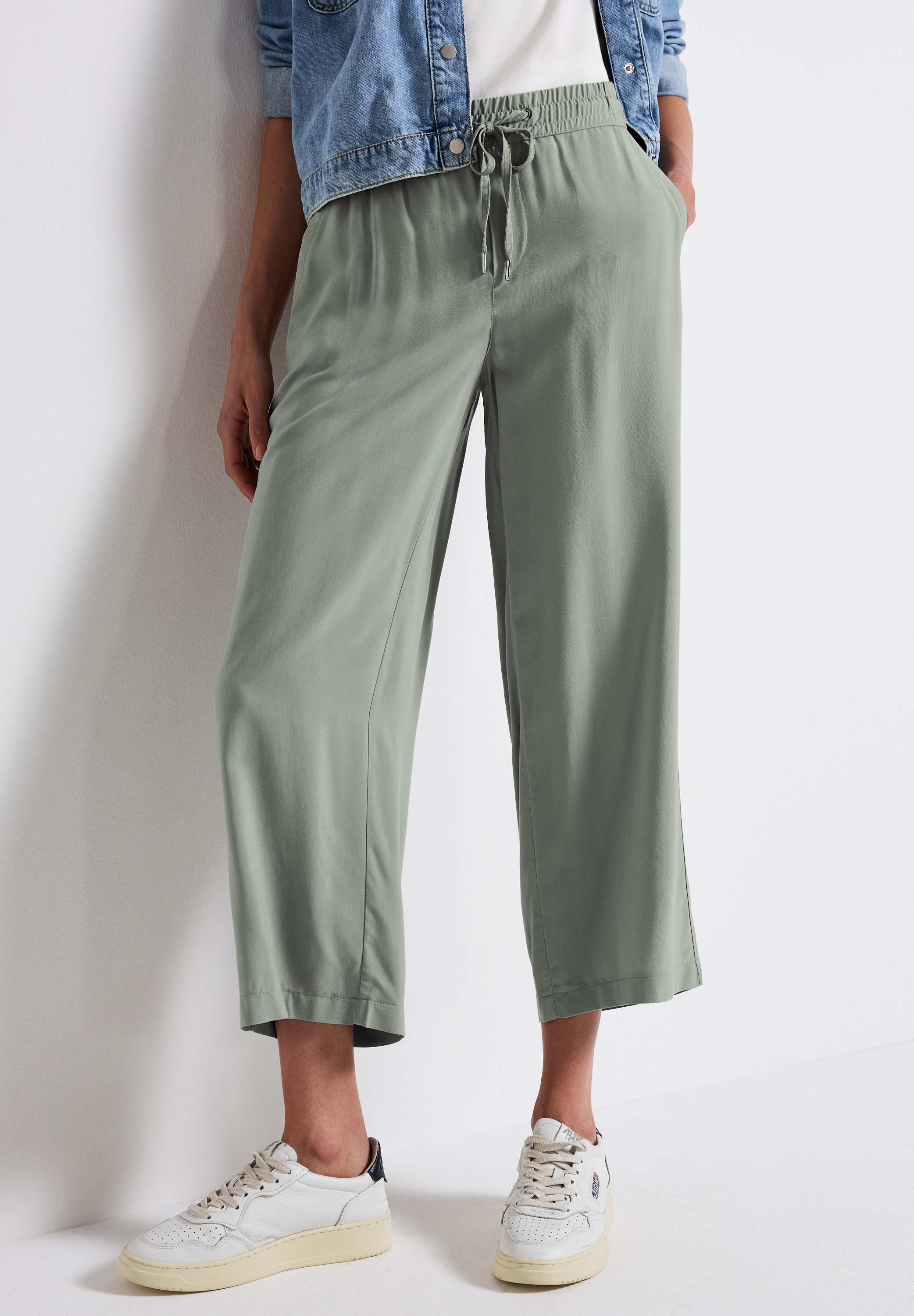 STREET ONE Stoffhose »Style Emee«, Sommerhose mit elastischem Bund mit Tunnelzug