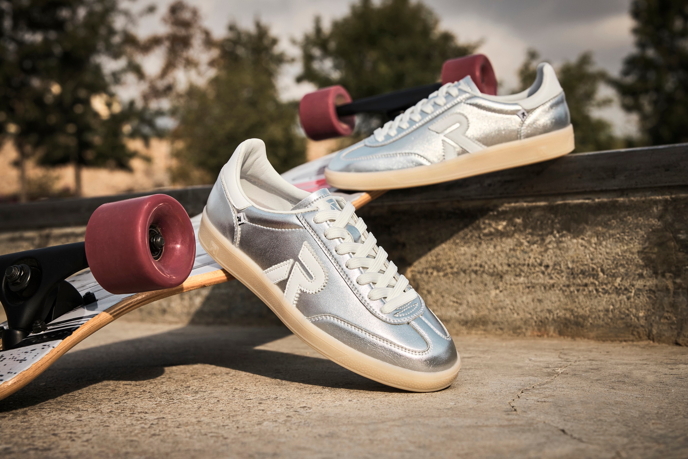RIEKER Sport Sneaker »San Diego Swing2GO«, Retro-Sneaker, Freizeitschuh, Halbschuh mit herausnehmbarem Fußbett
