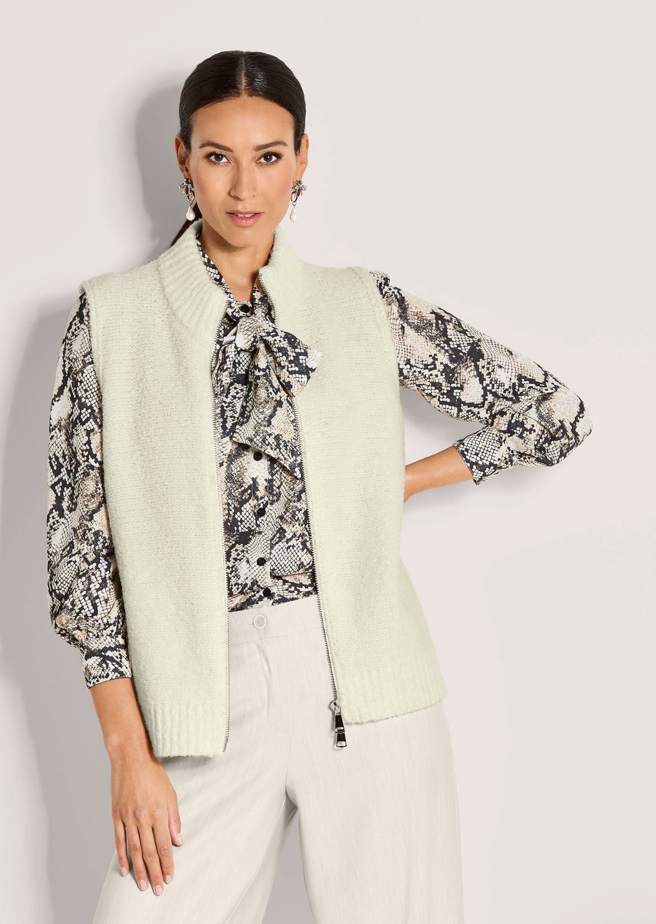 MADELEINE Strickjacke »Strickweste Modische Weste mit Grobstrick-Design« Markanter Grobstrick