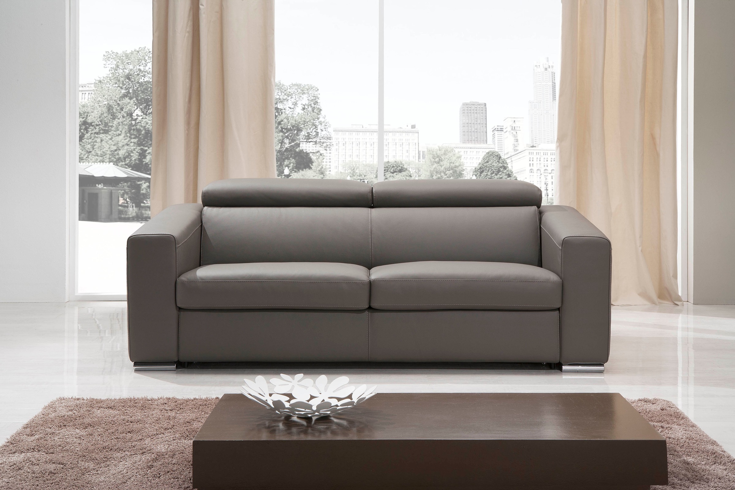 Egoitaliano Schlafsofa »Cabiria, Design und super Sitz- und Liegekomfort«, Sofa inkl. Schlaffunktion, Kopfteile verstellbar, mit Metallfüßen
