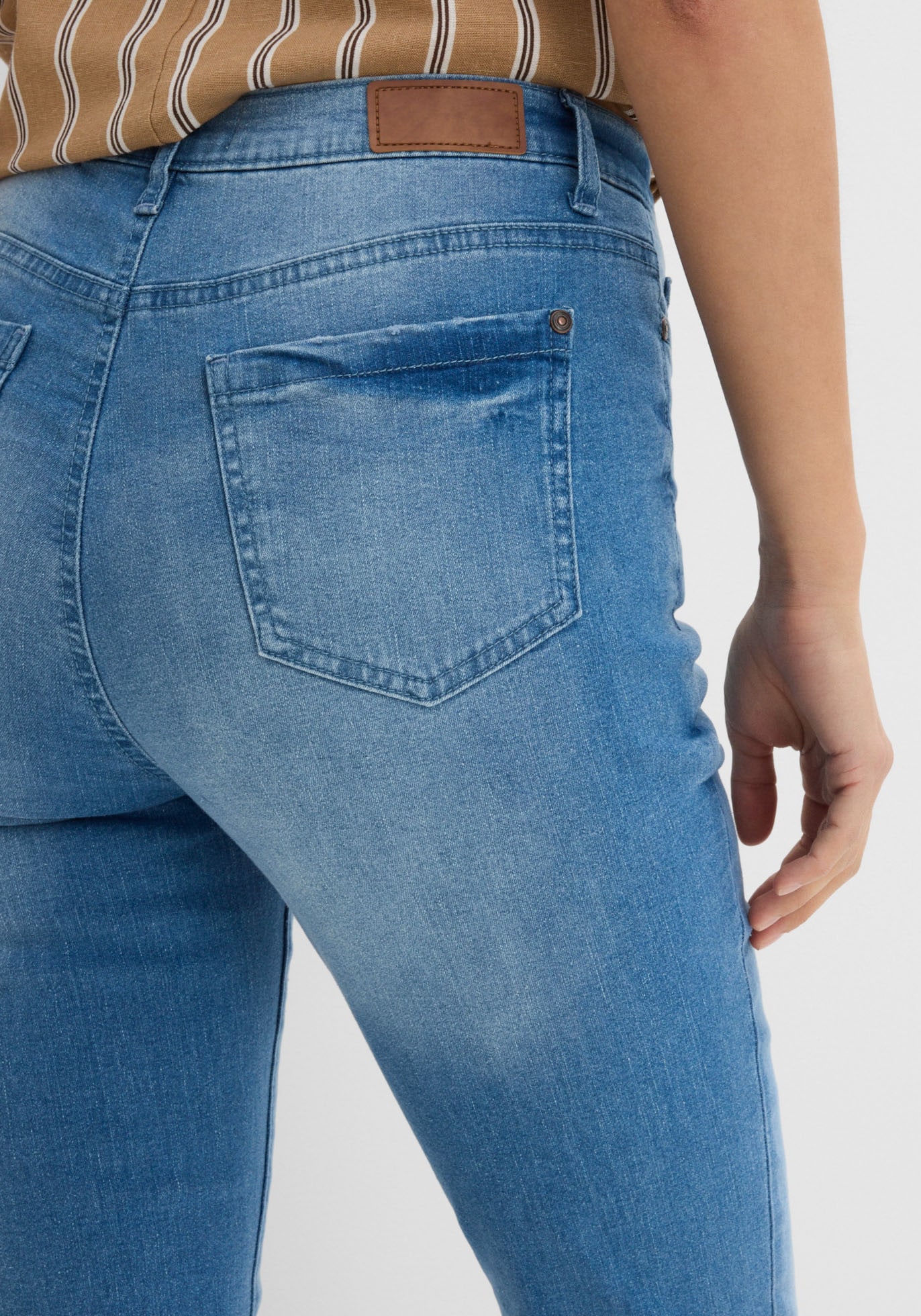 bonprix 7/8-Jeans 7/8-Schnittform, Slim Fit Passform, aus Baumwollmischung