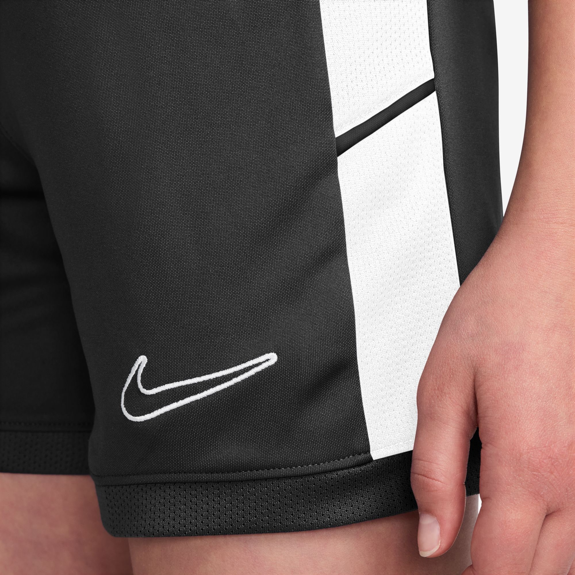 Nike Trainingsshorts »G NK DF ACD25 SHORT 4 IN -PD«  für Mädchen und Jugendliche