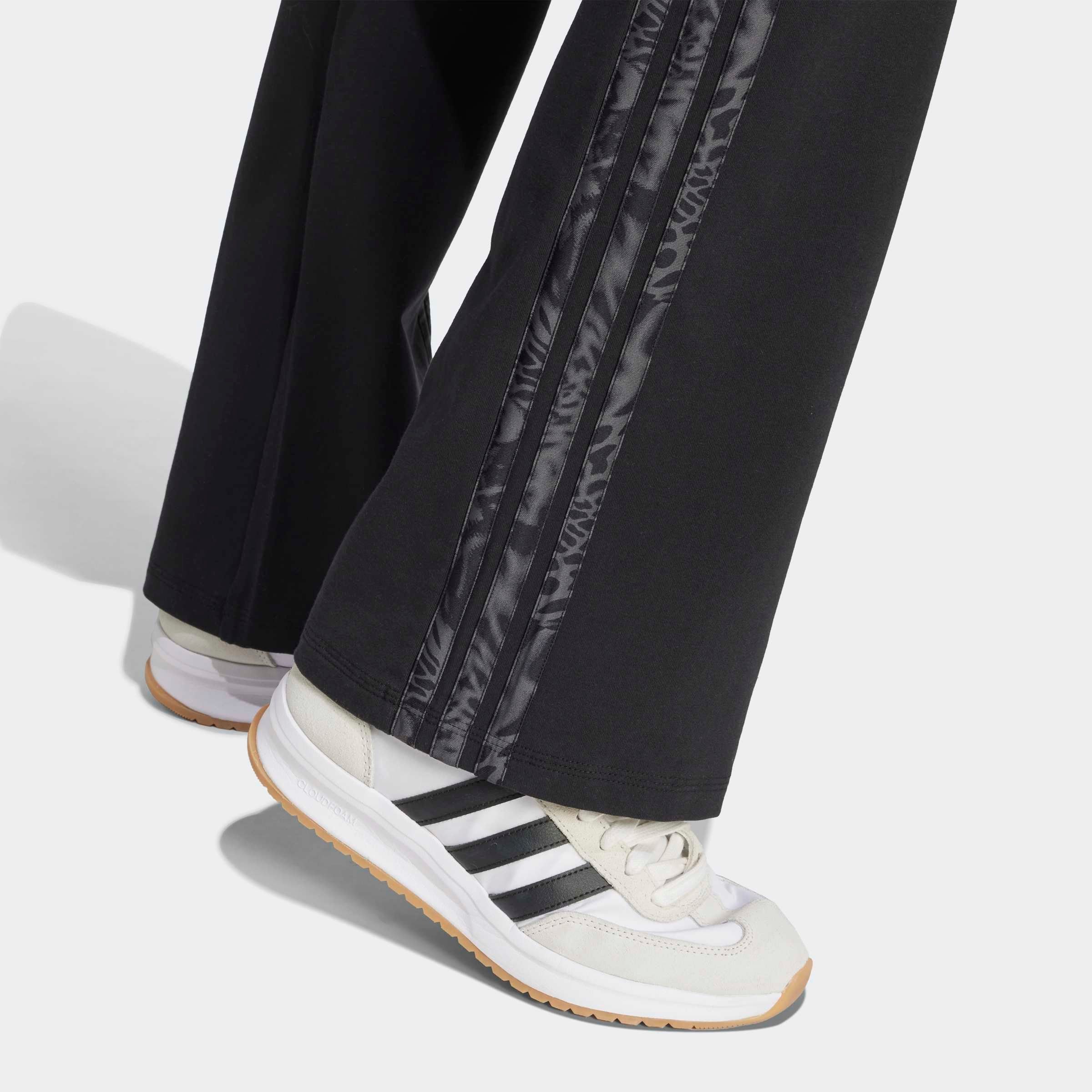 adidas Sportswear Trainingstights »W AOP FLARE LEG«, (1 tlg.)