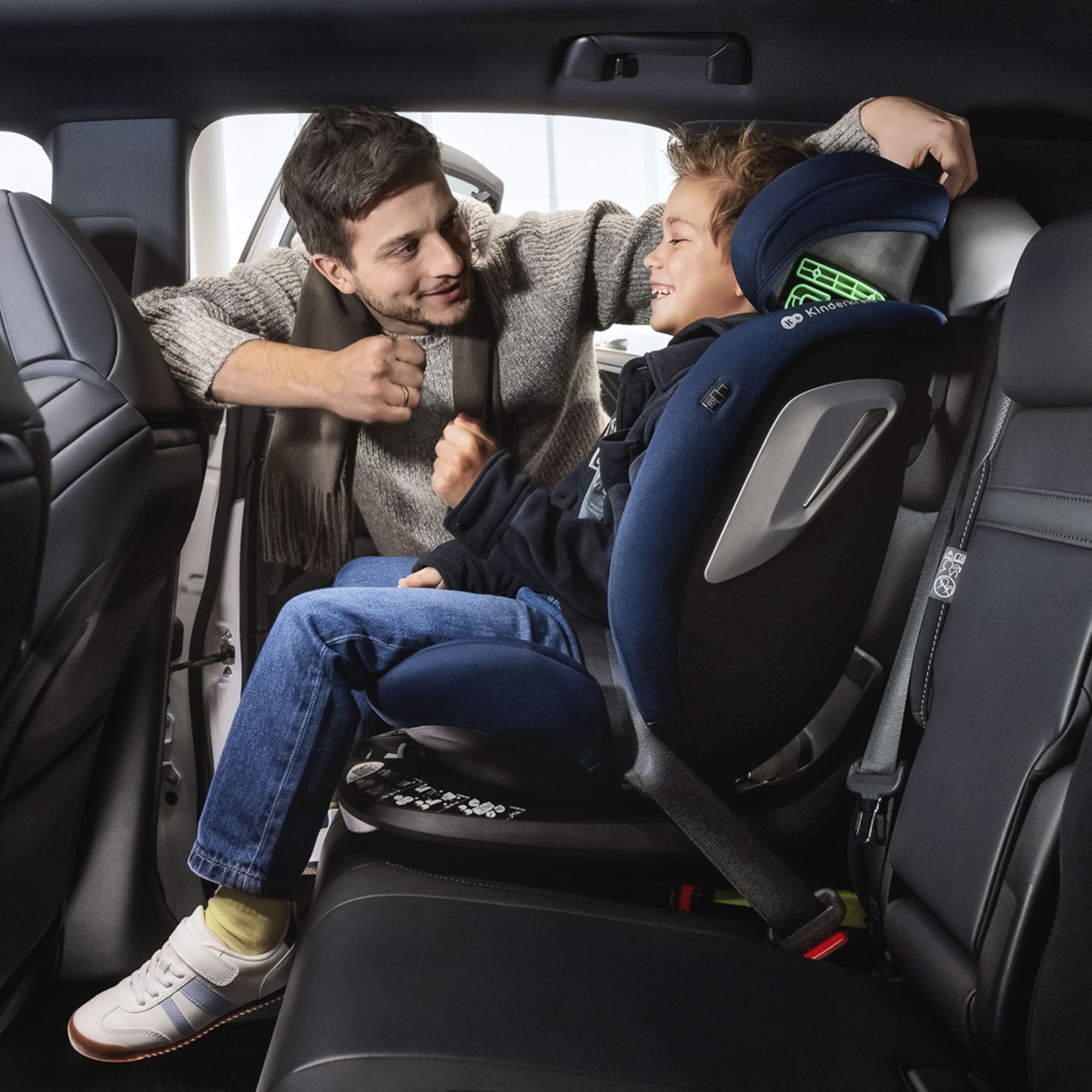 Kinderkraft Autokindersitz »I-GROW 2 PLUS« 360° – drehbarer Kindersitz