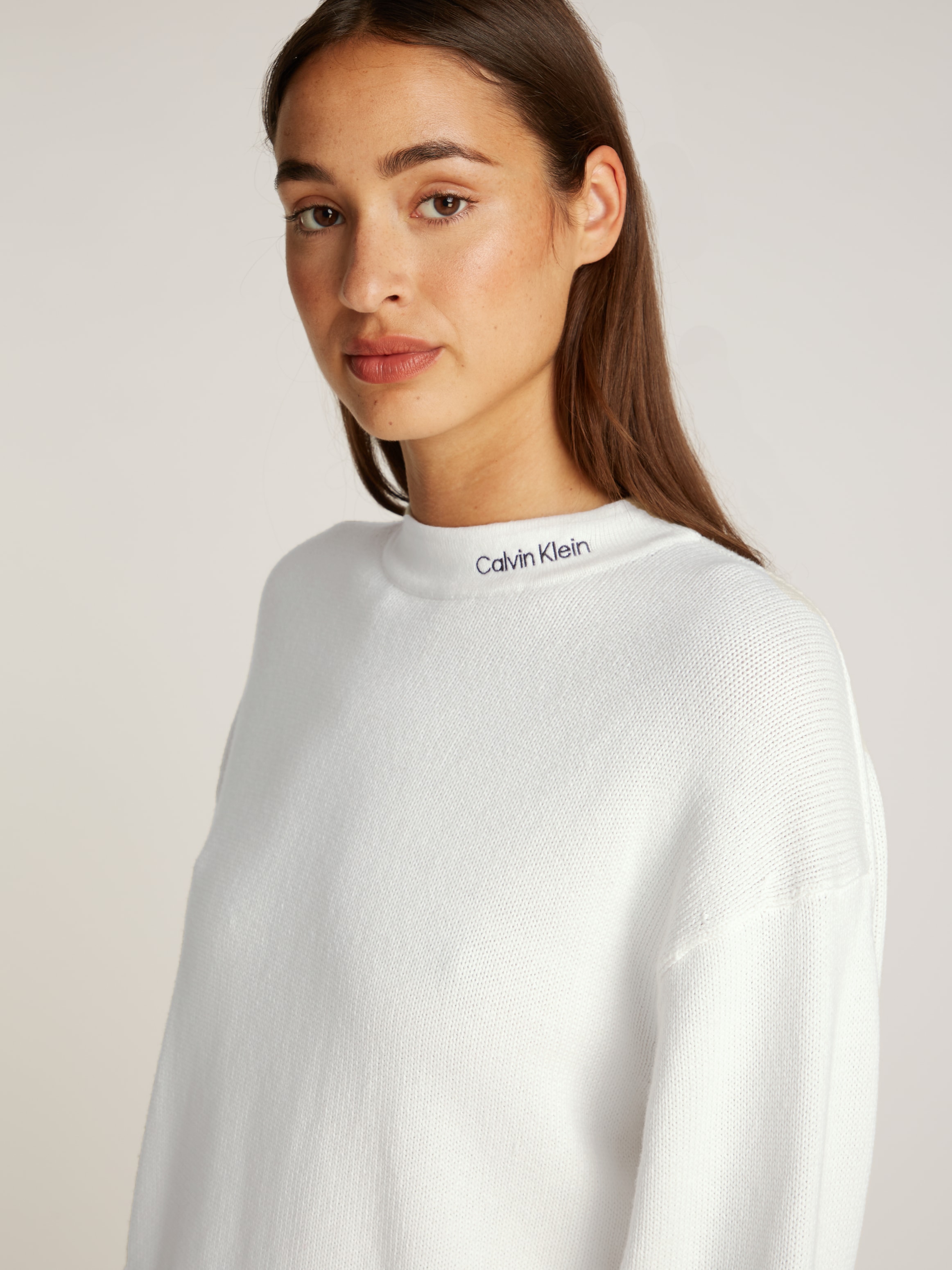 Calvin Klein Jeans Strickpullover »LOGO EMBRO SWEATER«, mit Logostickerei