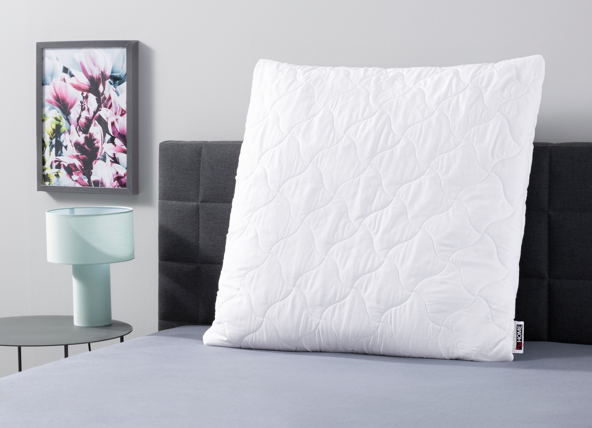 my home Microfaserkissen »Fantasy ECO Kopfkissen 40x80 oder 80x80 cm, Made in Germany«, Füllung: 100% nachhaltiges, klimaregulierendes Polyester, Bezug: 100% nachhaltiges Microfaserfeingewebe, (1 St.), Kundenliebling, kochfest!