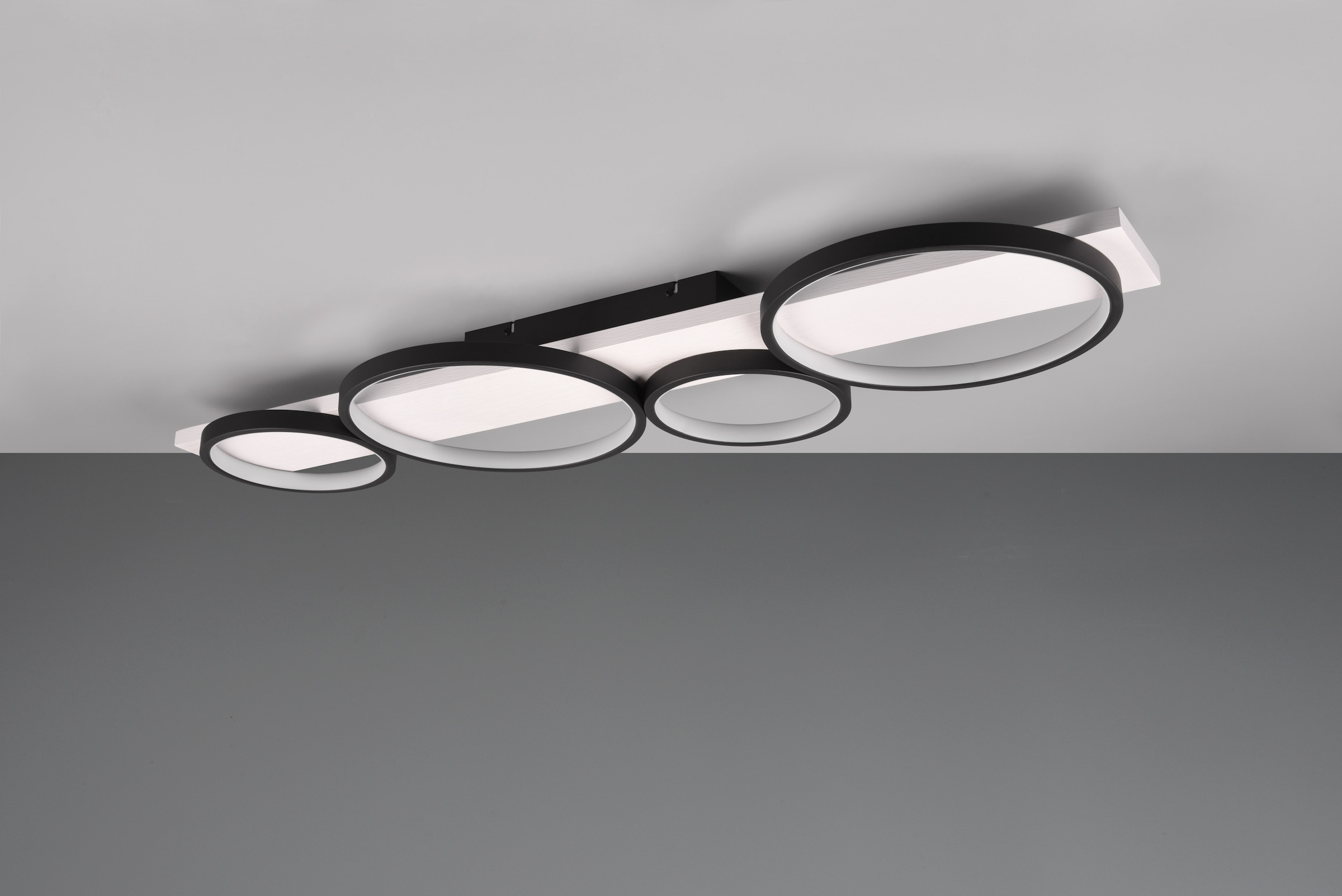 TRIO Leuchten LED Deckenleuchte »MEDERA, Deckenlampe LED Ringe mit Holz Deko 44W 5100 Lumen warmweiß«, 1 flammig, Leuchtmittel LED-Board | LED fest integriert, als Wandlampe oder Deckenlampe einsetzbar dimmbar über Wandschalter
