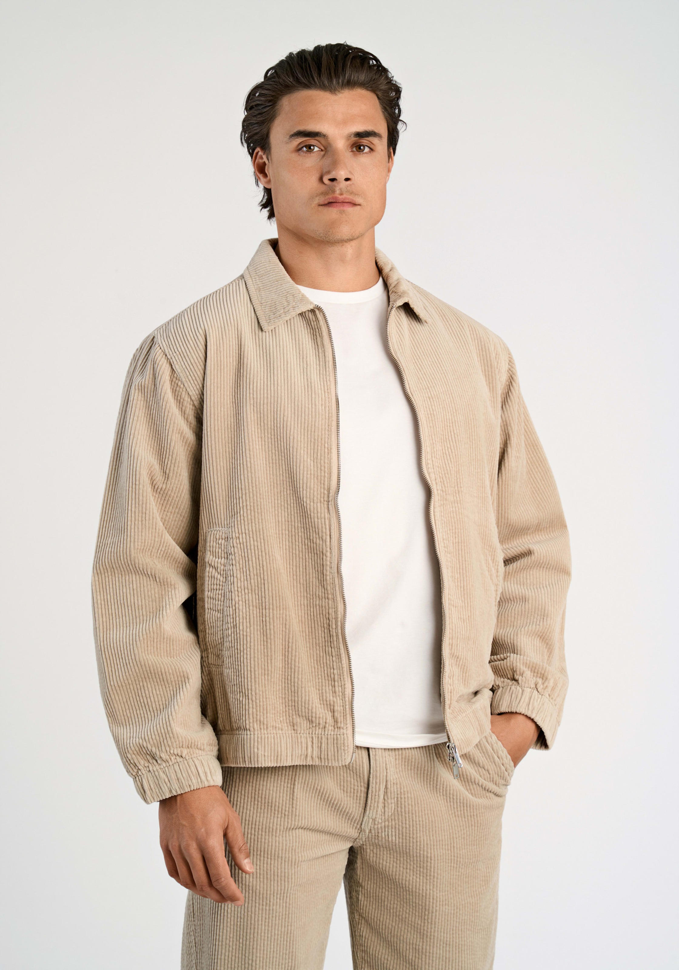 Lindbergh Herren Cordjacke ohne Kapuze mit 2-Wege-Reißverschluss in beige, Größe XL