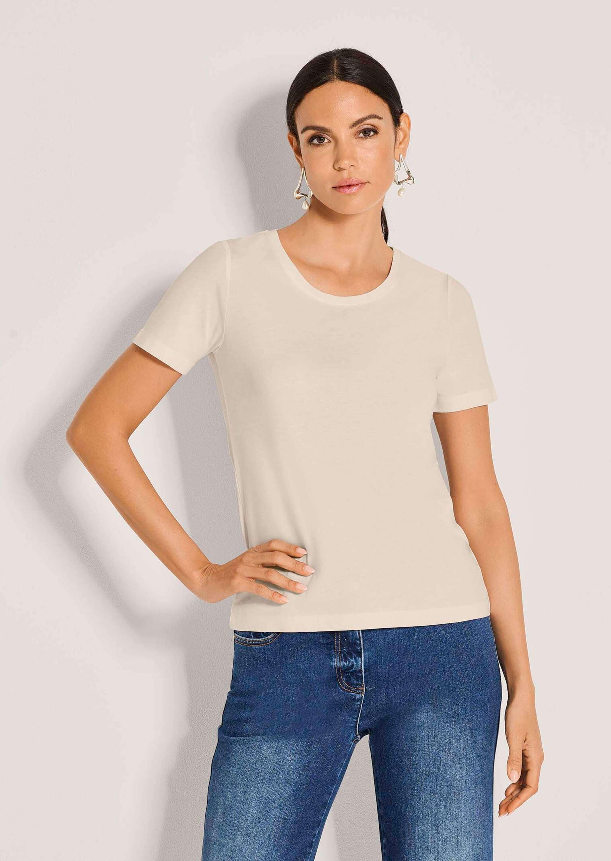 MADELEINE Kurzarmshirt »Shirt Schlichtes Basicshirt mit Rundhalsausschnitt« Gerader Saum