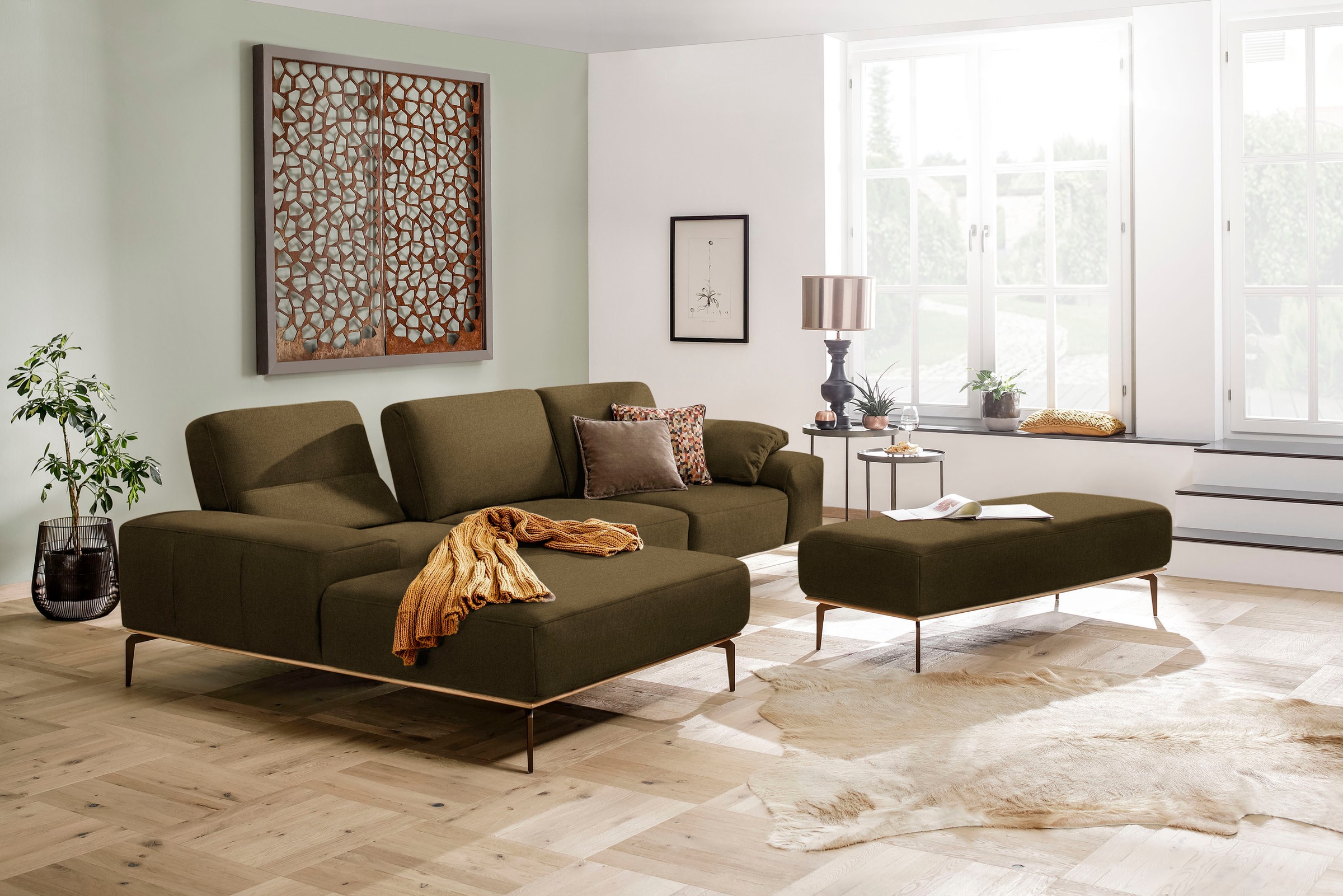 W.SCHILLIG Ecksofa »run, Designsofa mit tollem Sitzkomfort, bequem, L-Form«, mit Holzsockel, Füße in Bronze pulverbeschichtet, Breite 319 cm