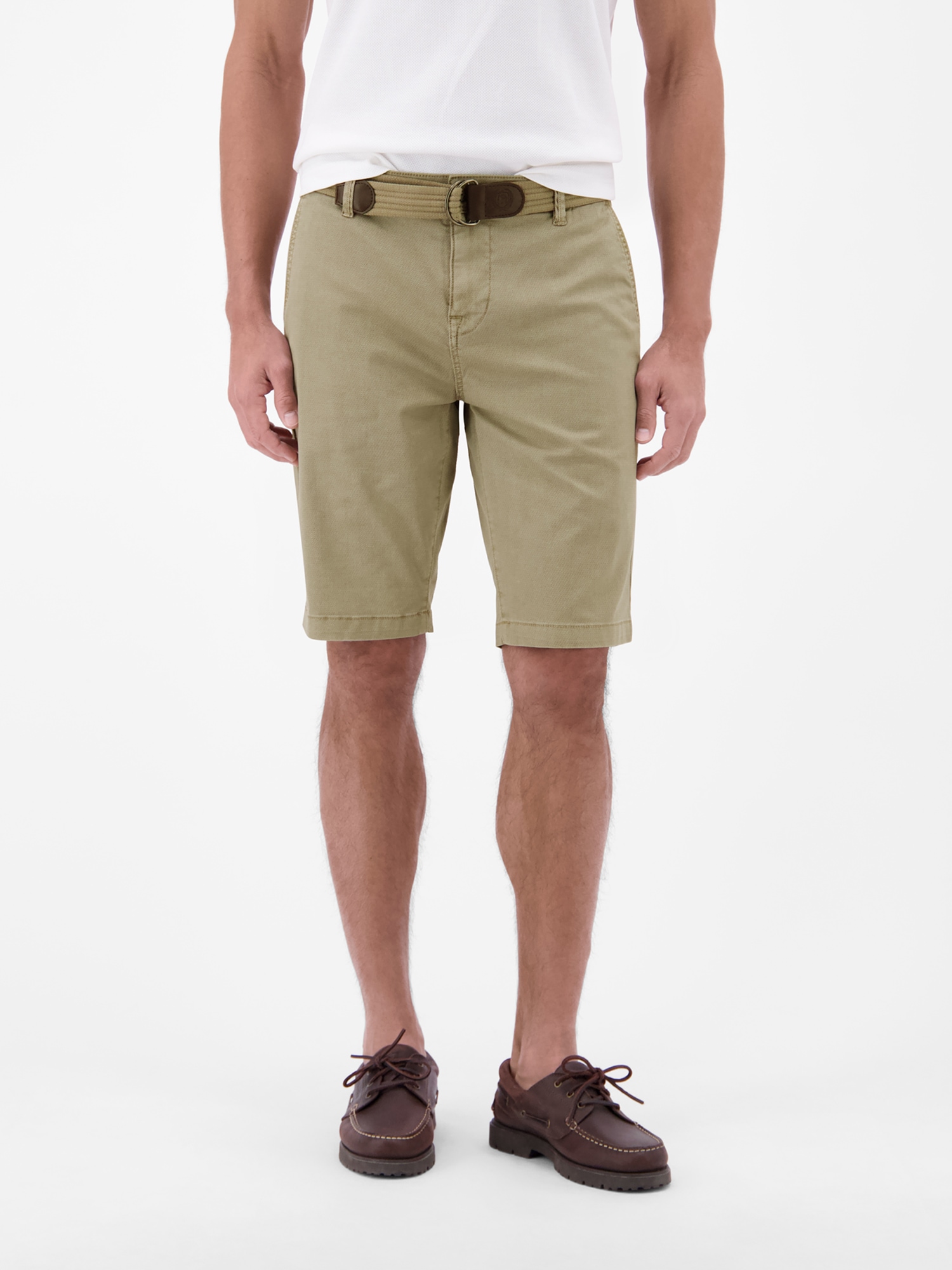 LERROS Chinoshorts »Bequeme Chino-Bermuda mit Gürtel und Minimalprint«  Leichte Sommershorts aus 98% Baumwolle und 2% Elasthan, mit 4 Taschen