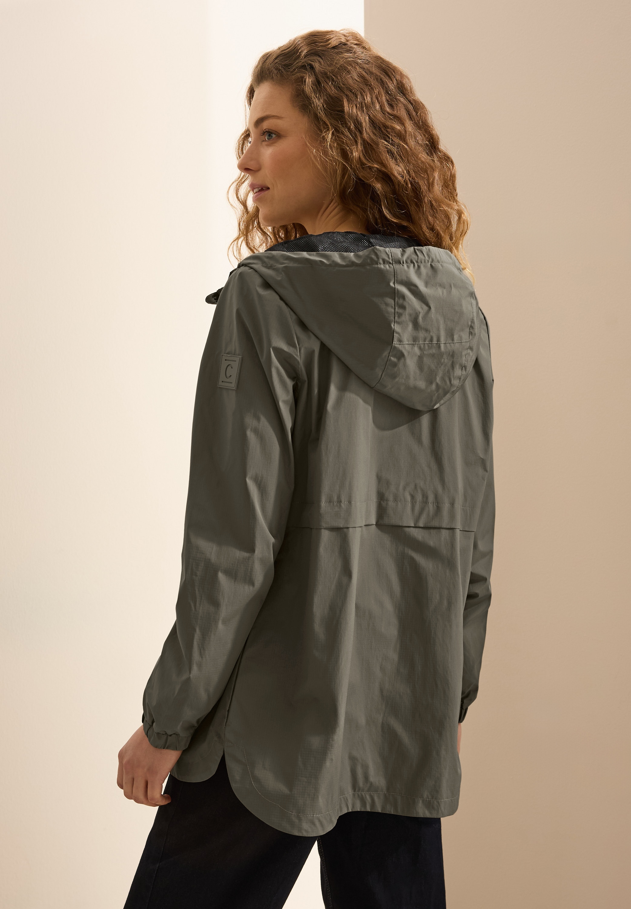 Cecil Windbreaker, mit Kapuze, mit Kapuze und Tunnelzug