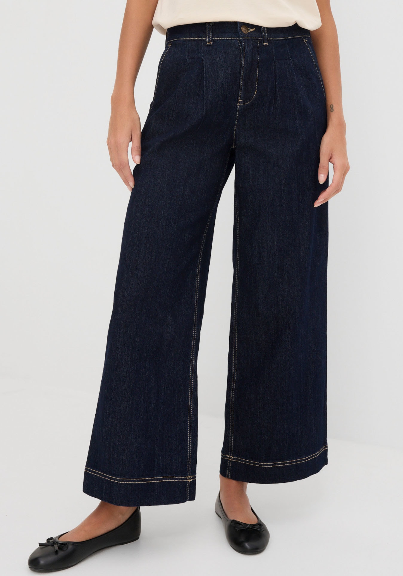 bonprix Weite Jeans »Wide-Leg-Jeans High Waist, Bequembund« Loose Fit Passform, High Waist, mit Bundfalten