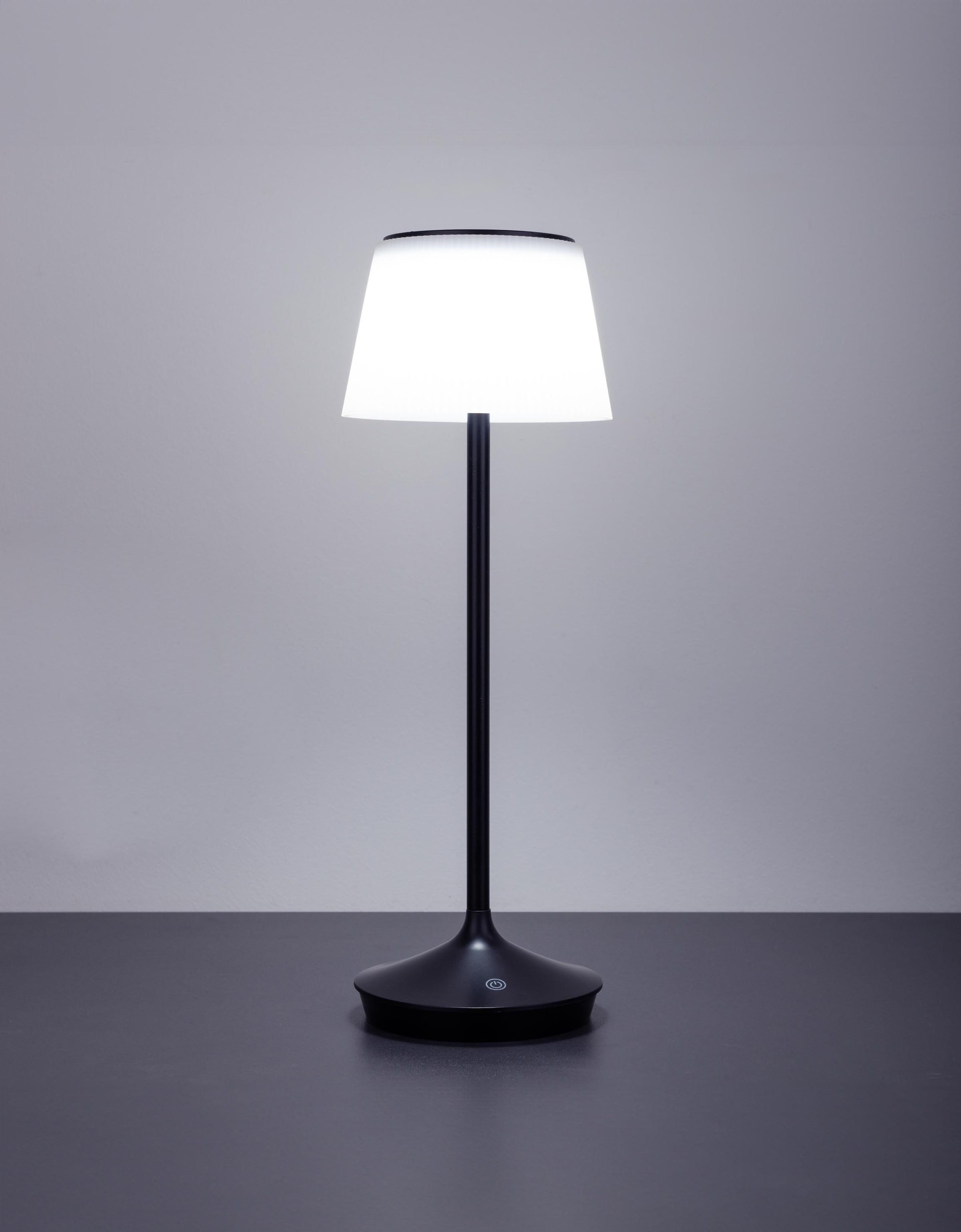 näve LED Tischleuchte »Solarleuchte / Akkuleuchte "EMMI"«, 1 flammig, Leuchtmittel LED-Modul | LED fest integriert, Solarbetrieb, Akkubetrieb, CCT, Berührungssensor, Akkutischleuchte
