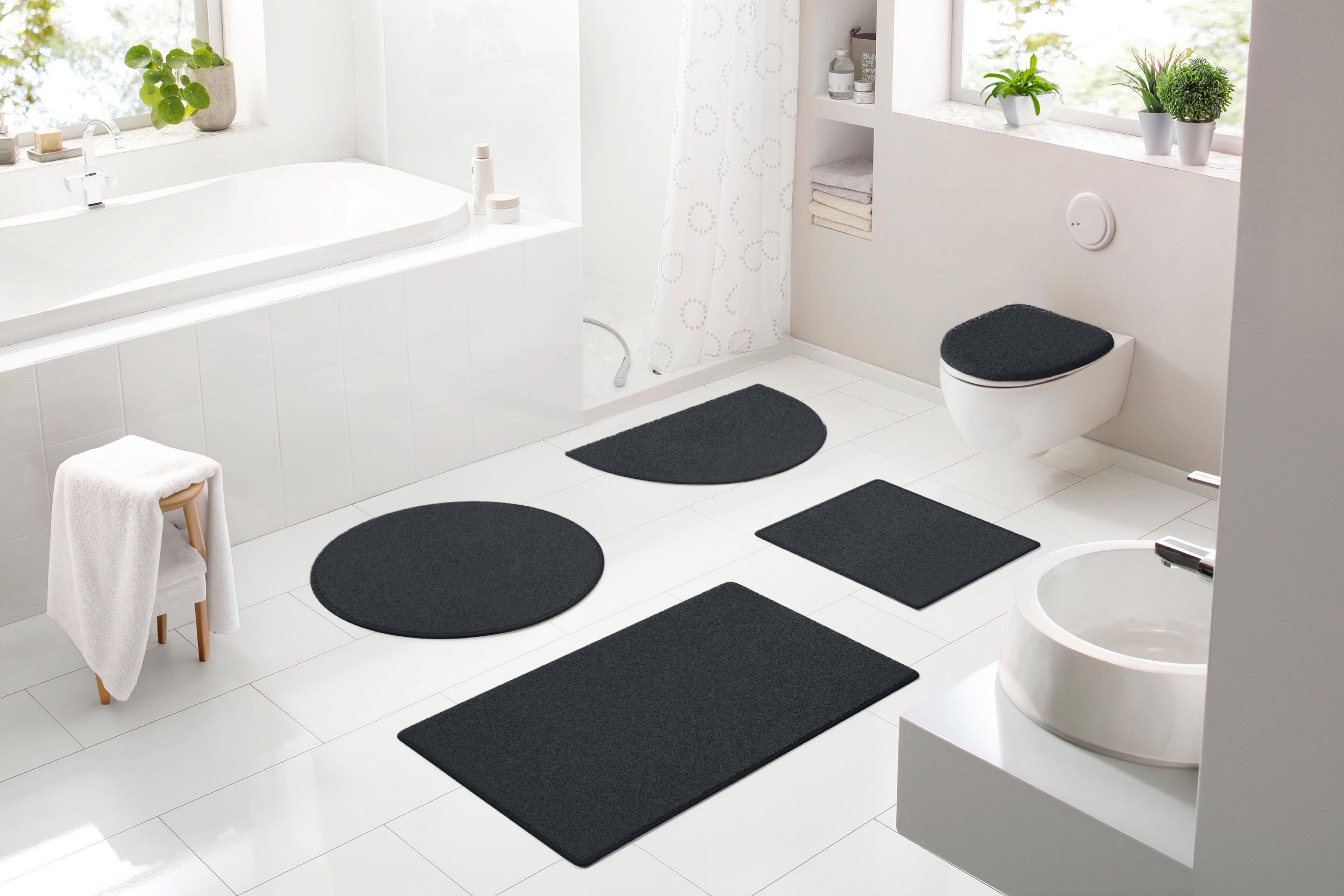 Bruno Banani Badematte »Danny« Höhe 20 mm rutschhemmend beschichtet schnell trocknend Made in Europe, einfarbiger Badteppich in grau