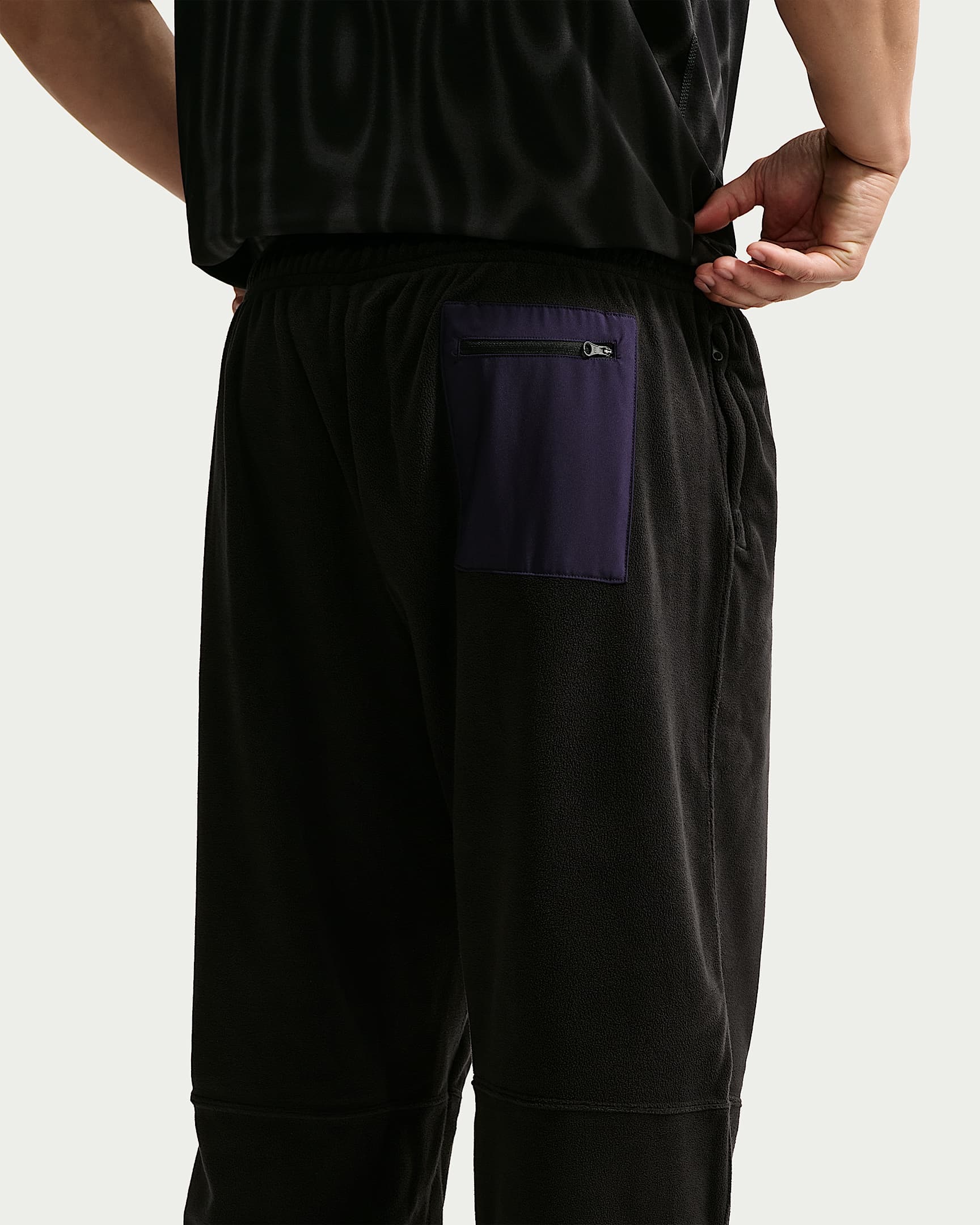 Nike Trainingshose »M NK TF PANT POLAR«  schnell trocknendes Material, aus Interlock-Material, atmungsaktiv