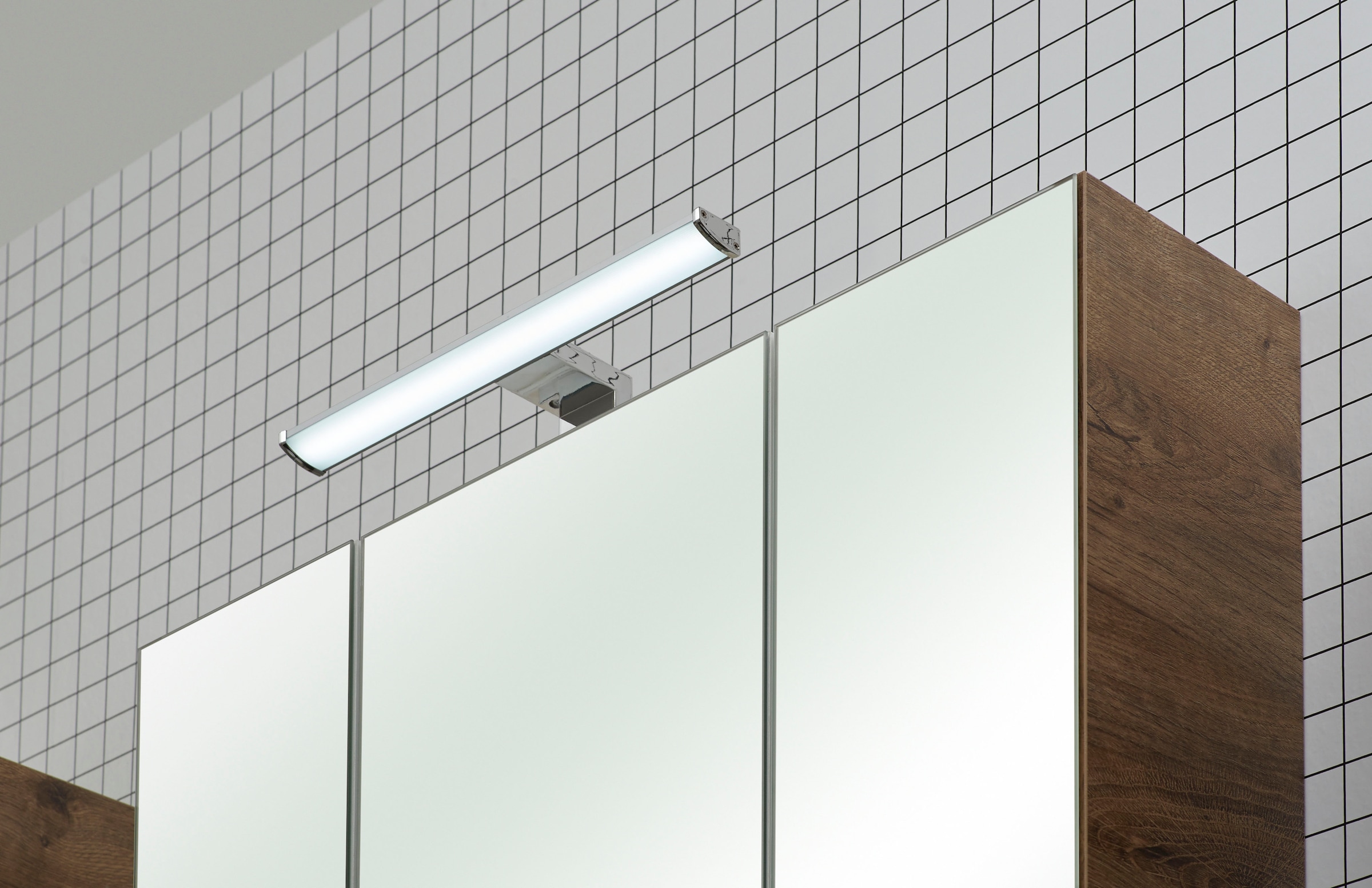 Saphir Badmöbel-Set »Quickset 943 4-teilig, Glaswaschtisch und LED-Spiegelschrank«, (Set, 4 St.), Badmöbel ohne Waschbecken, inkl. Türdämpfer, 7 Türen, 2 Schubladen