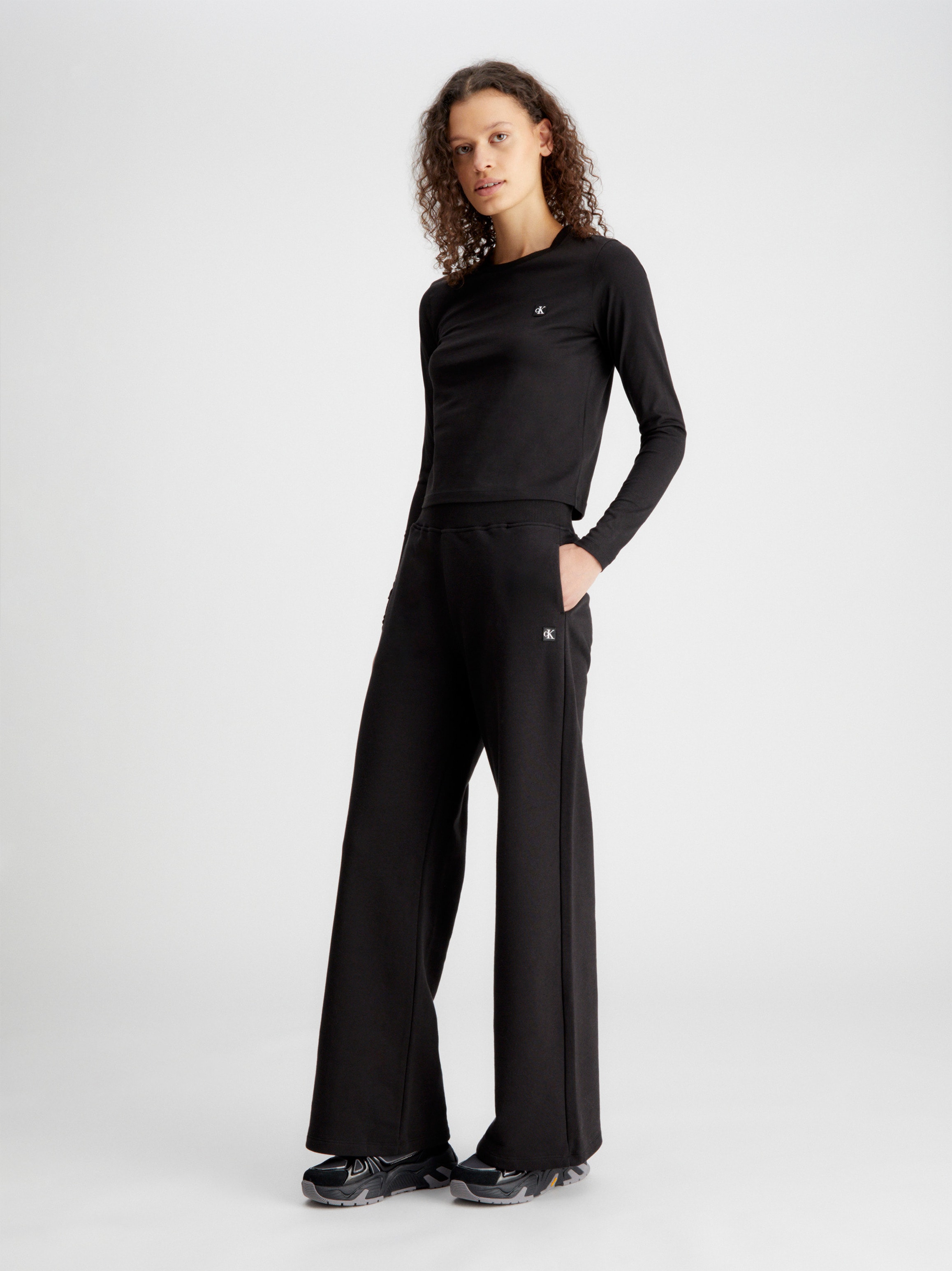 Calvin Klein Jeans Sweathose »CK EMBRO BADGE KNIT PANT«, mit Logopatch