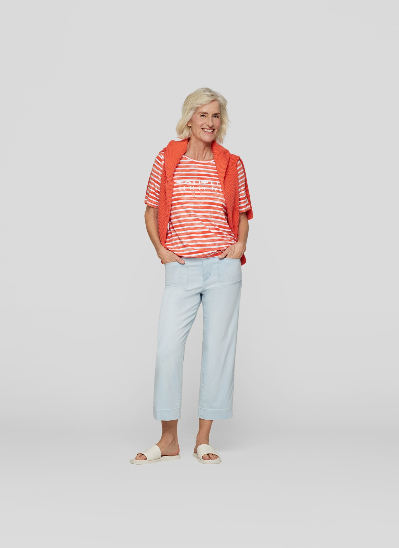 Rabe Rundhalsshirt, im Streifen-Look und mit Nieten-Details