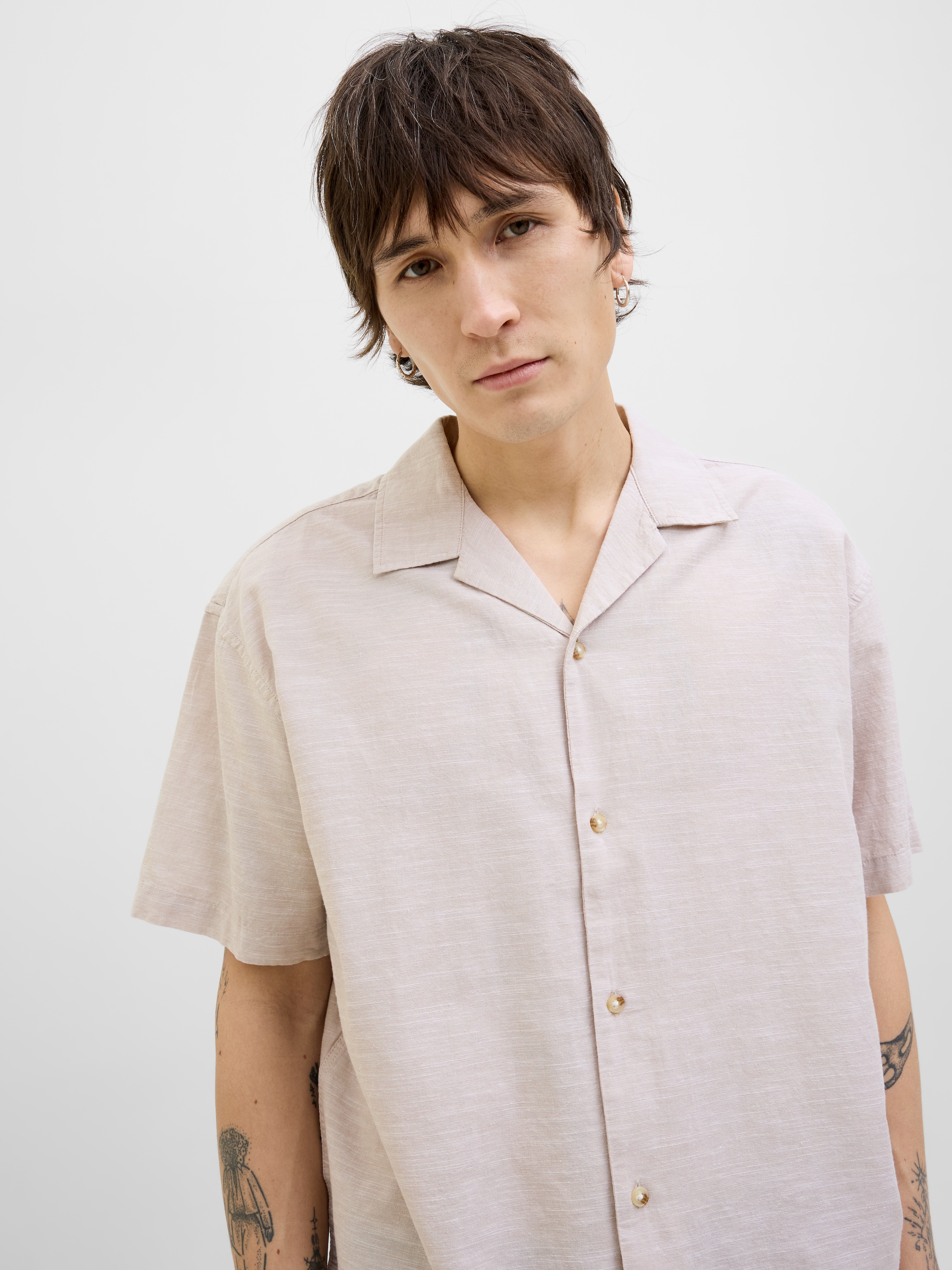 Jack & Jones Kurzarmhemd »JJESUMMER RESORT SHIRT SS SN«, mit Resort Kragen