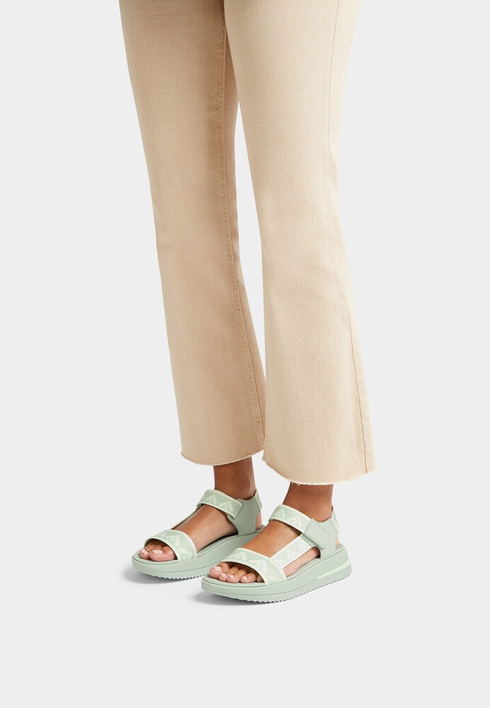 Fitflop Sandale »SURFF WEBBING BACK«, Sommerschuh, Sandalette, Keilabsatz, mit Microwobbleboard - Fußbett