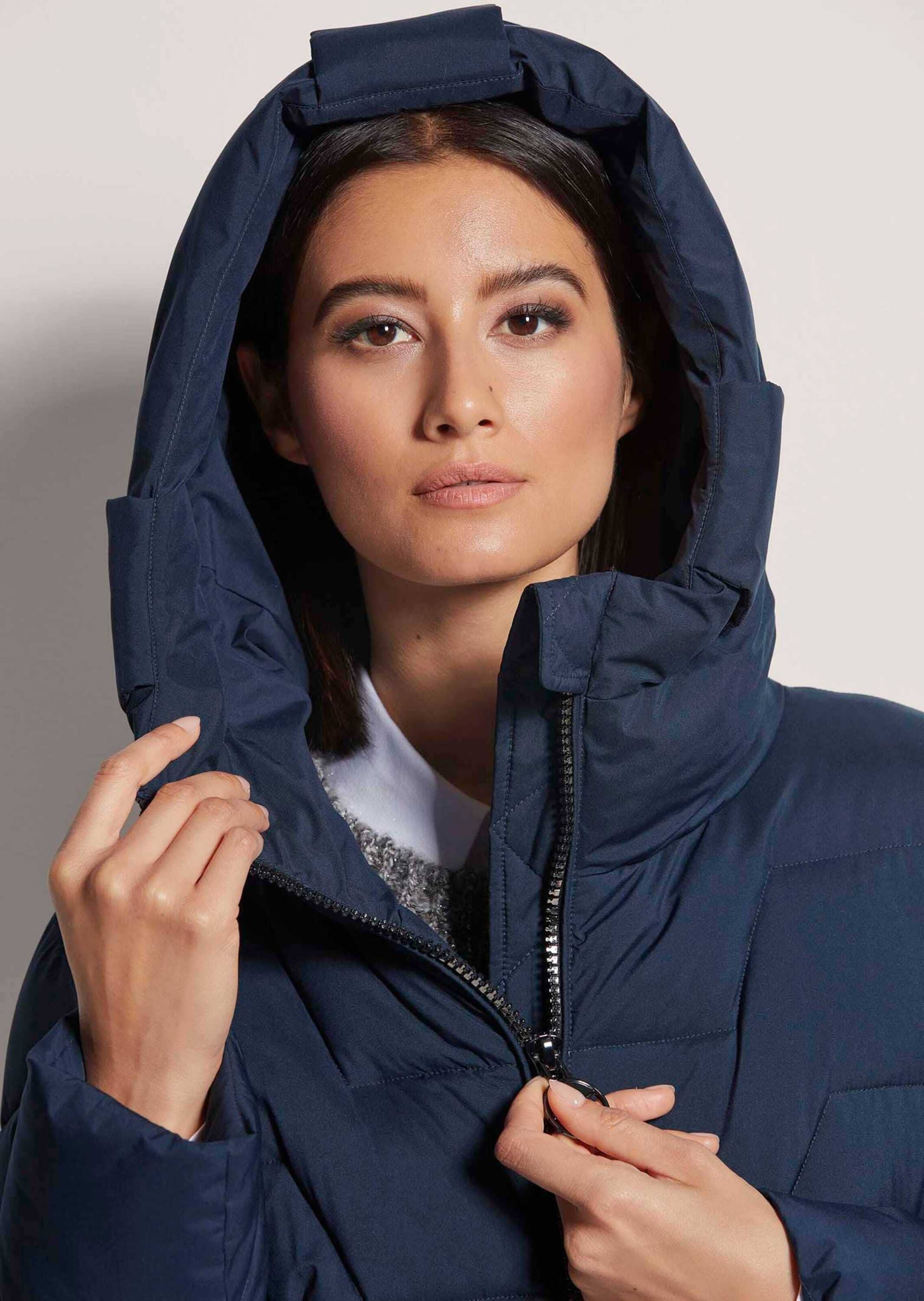 MADELEINE Steppjacke »Steppjacke Wattierte Steppjacke mit Kapuze«